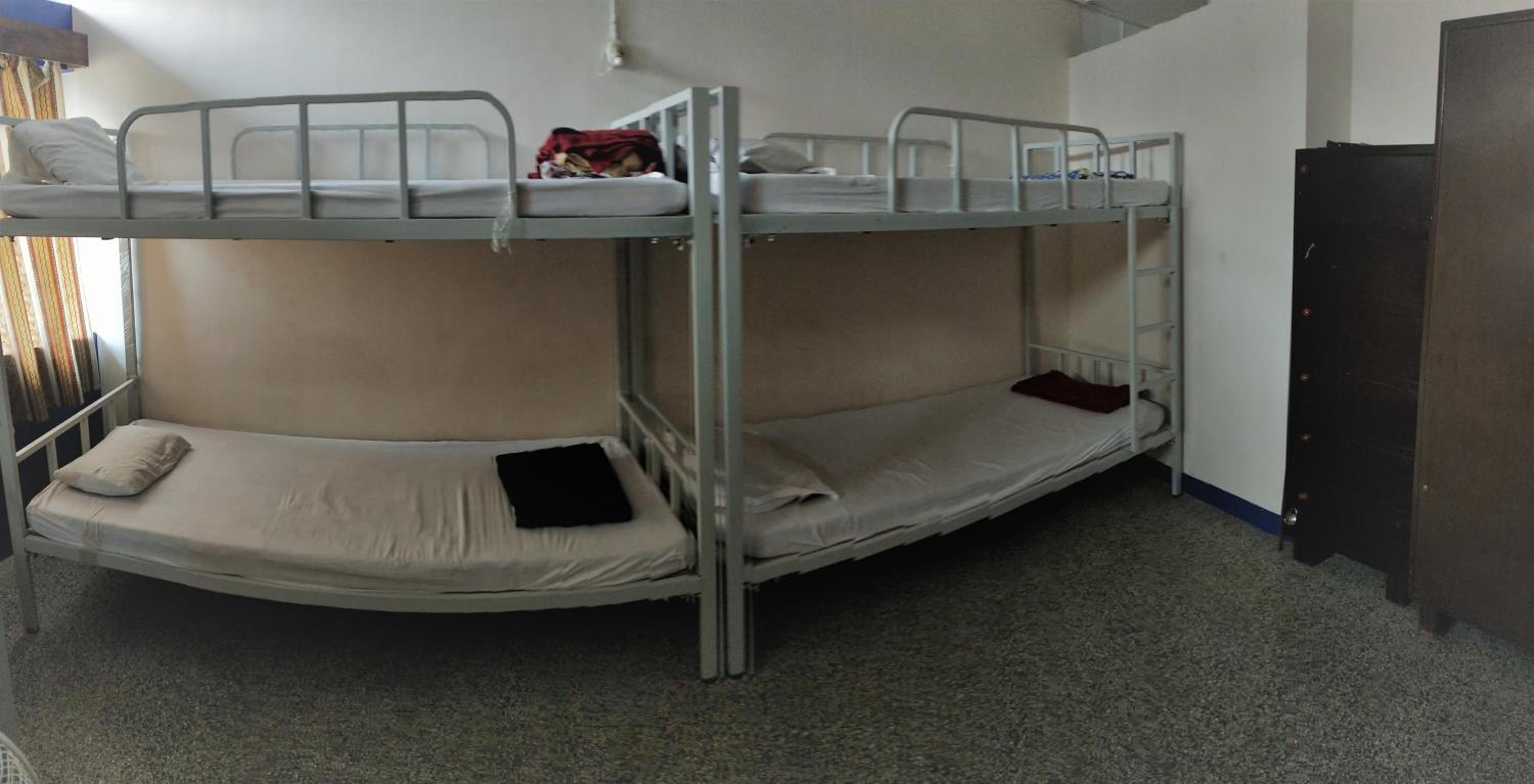 Bed in 8-Bed Mixed Dormitory Room photo 3