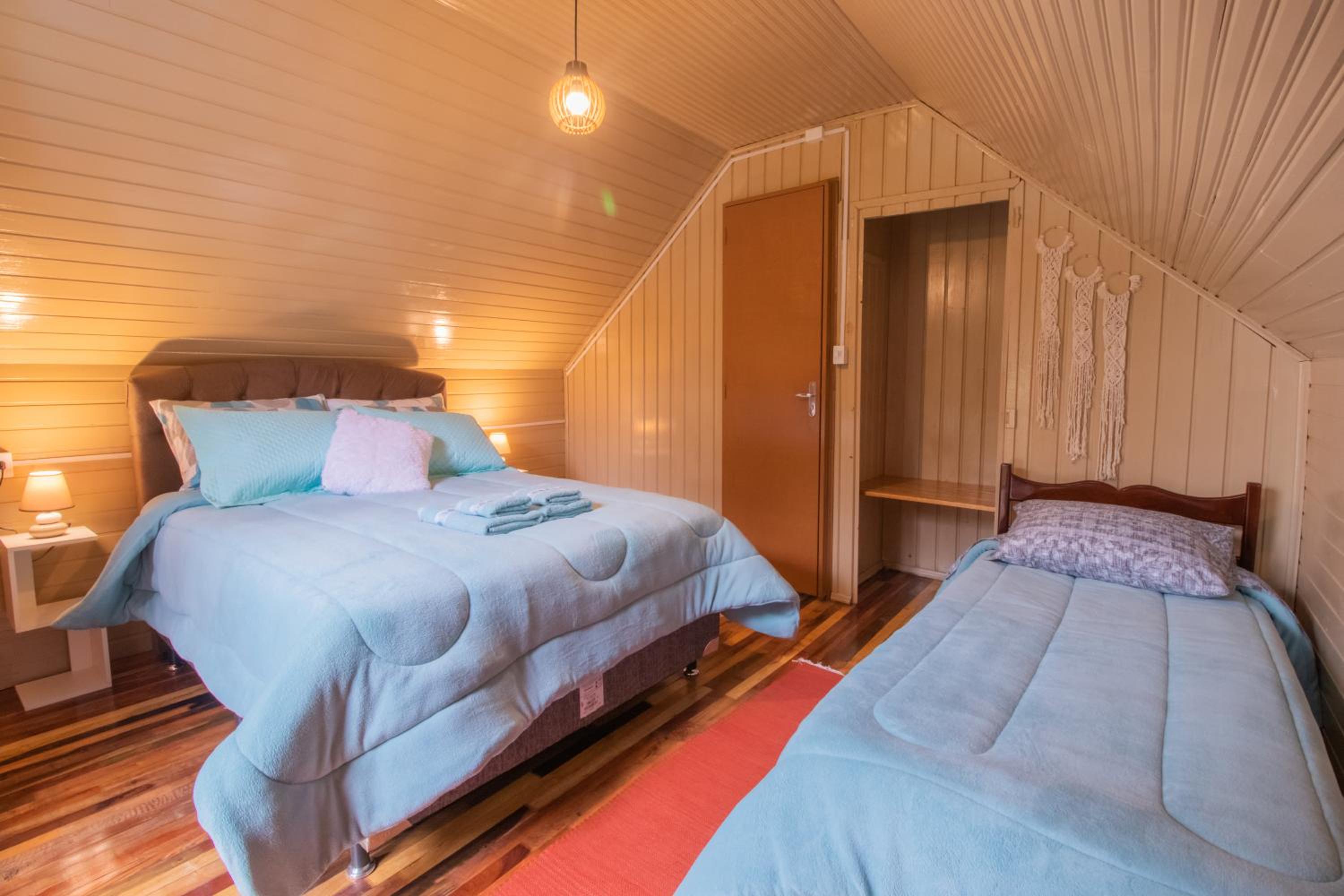 Three-Bedroom Chalet - Photo 8