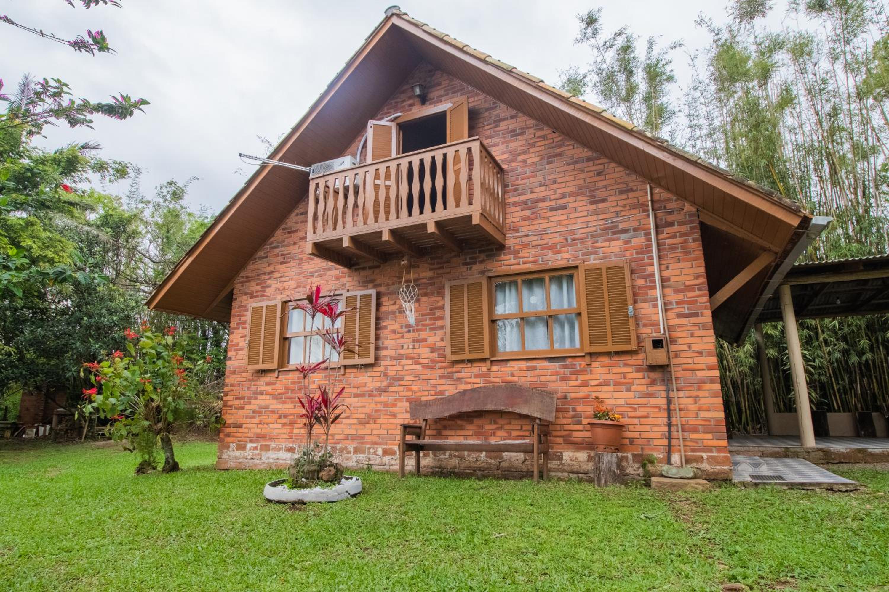Three-Bedroom Chalet - Photo 7