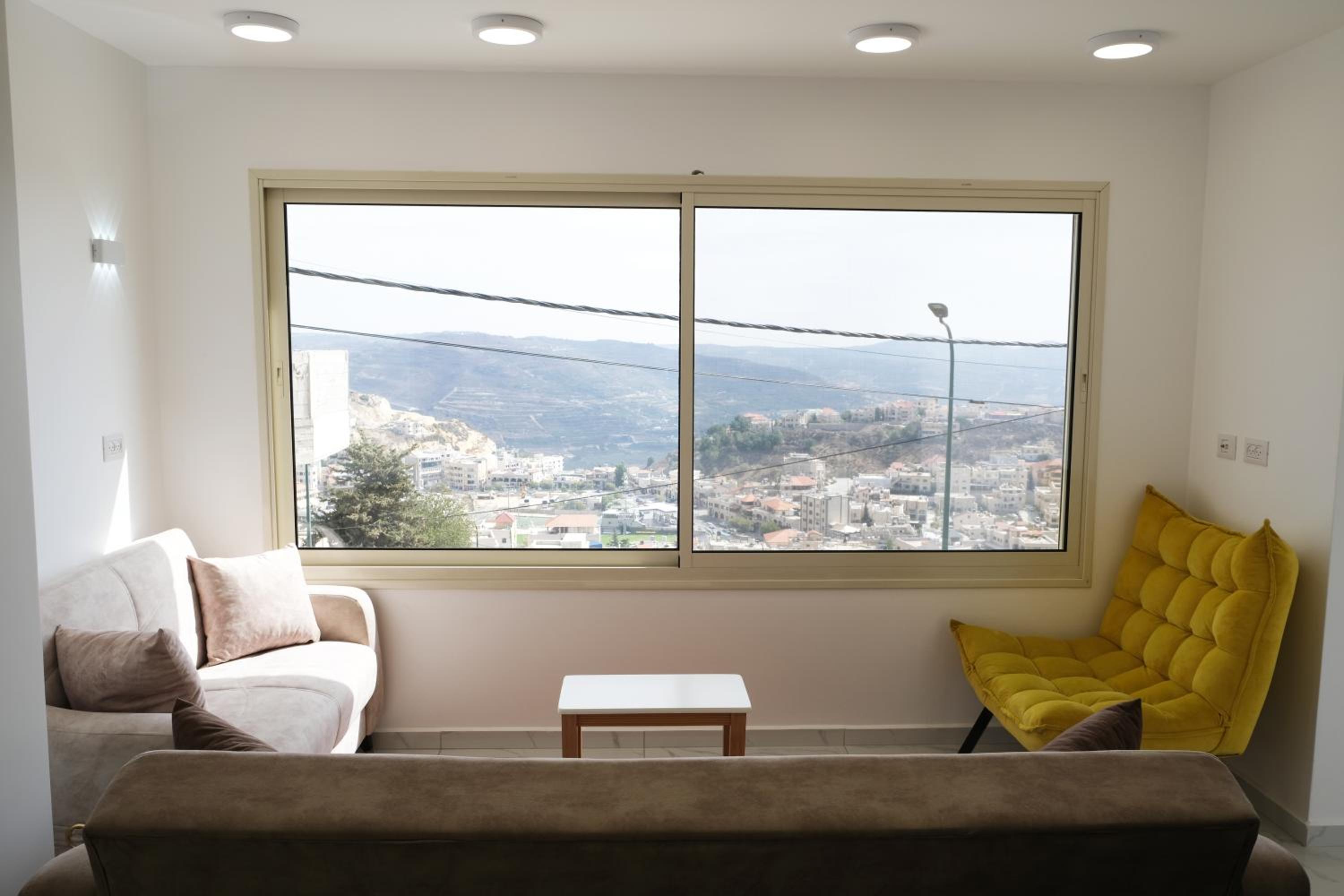 Two-Bedroom House - Photo 16