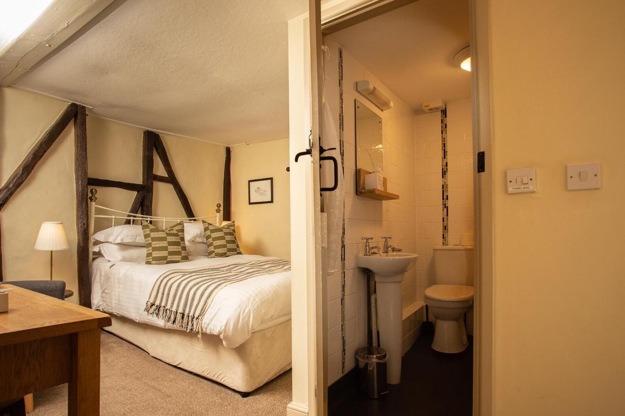 Small Double Room photo 3