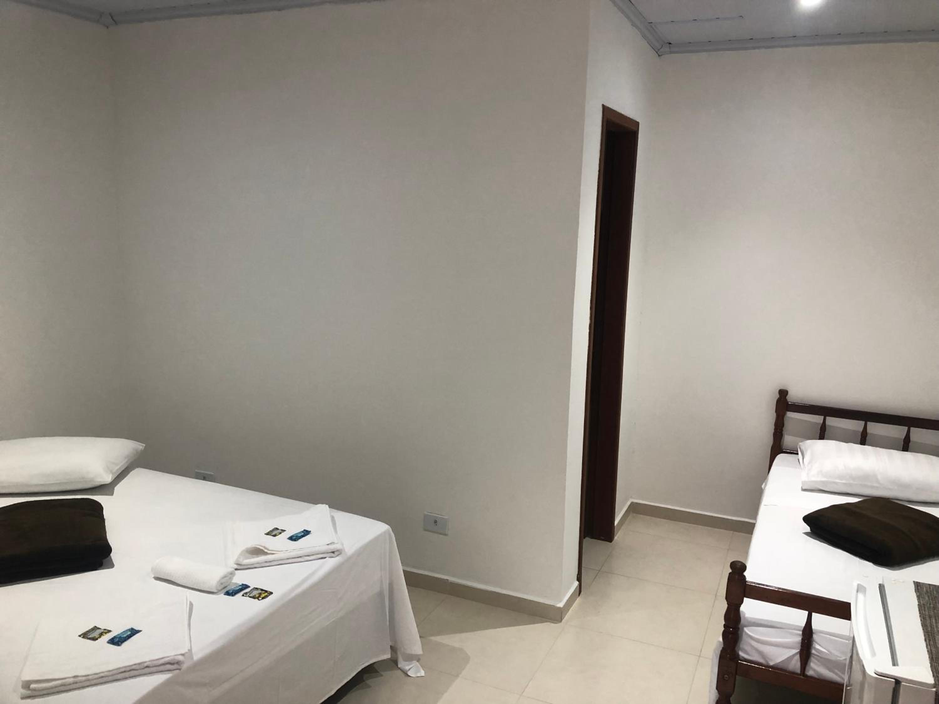 Standard Double Room - Photo 10