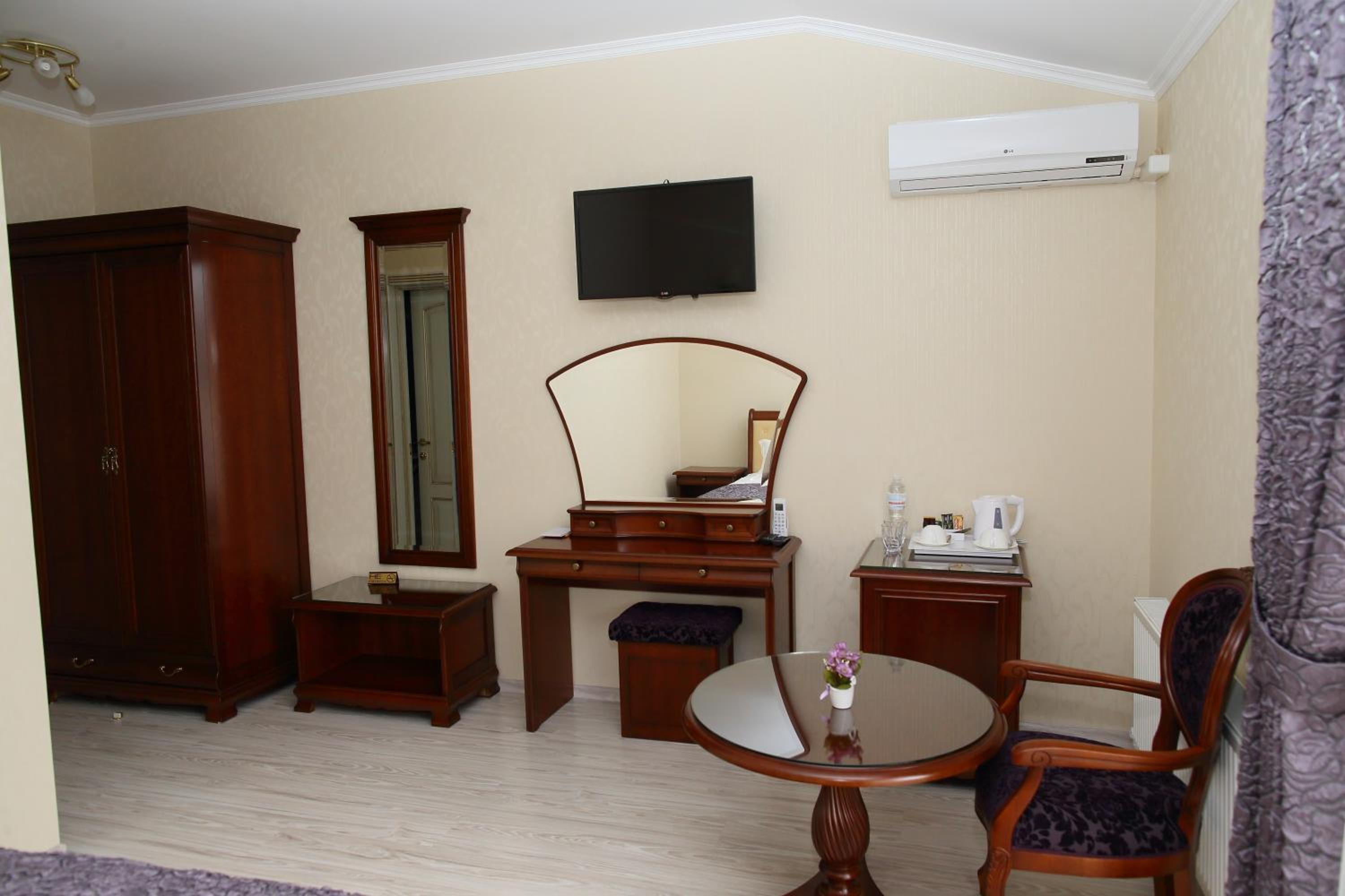 Deluxe Double Room photo 2