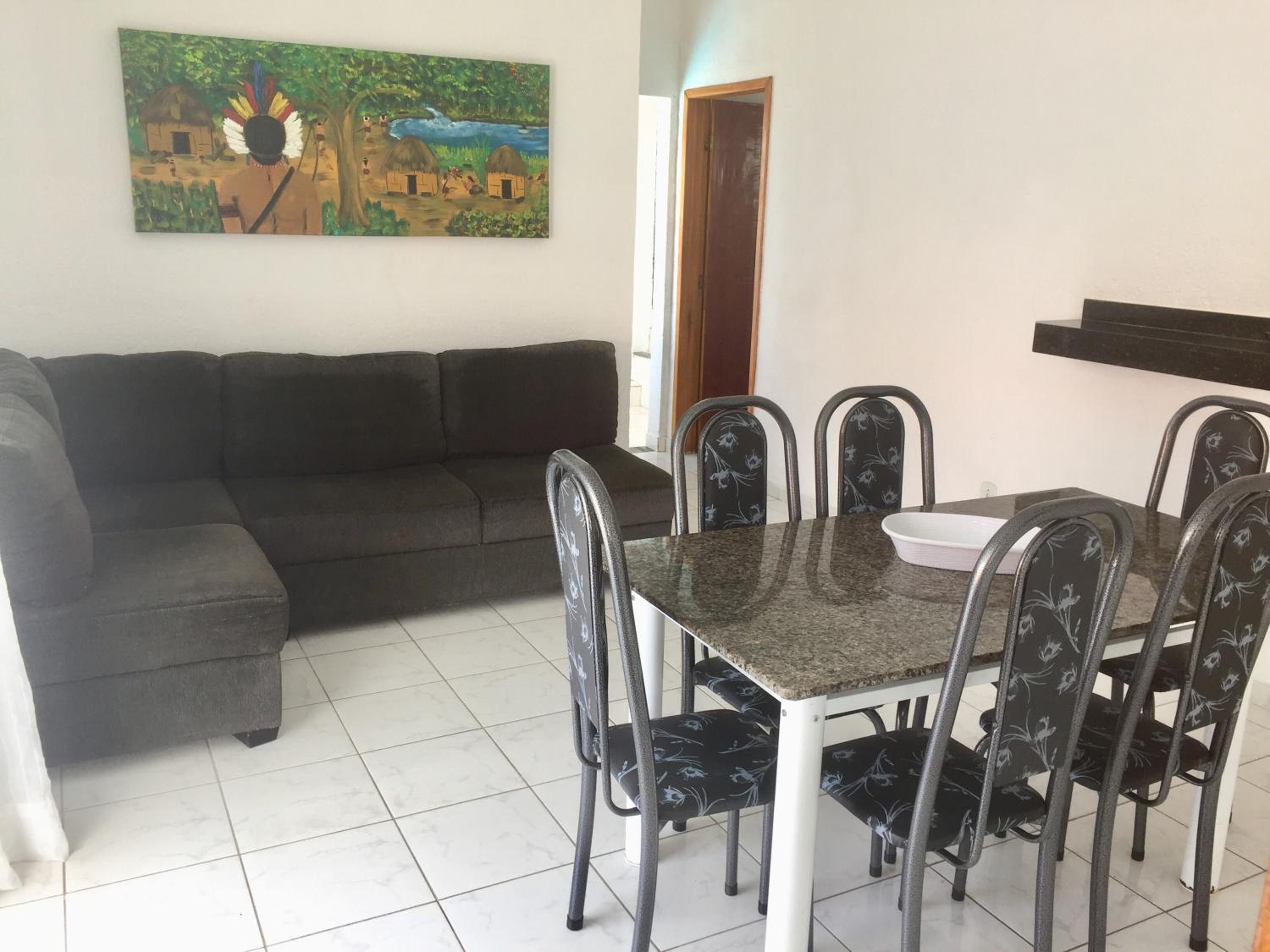 Three-Bedroom Apartment with Balcony and Pool View - Photo 15