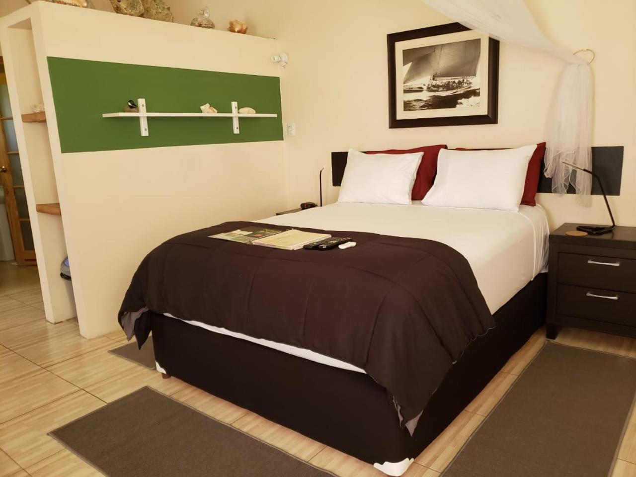 Studio Apartment 1