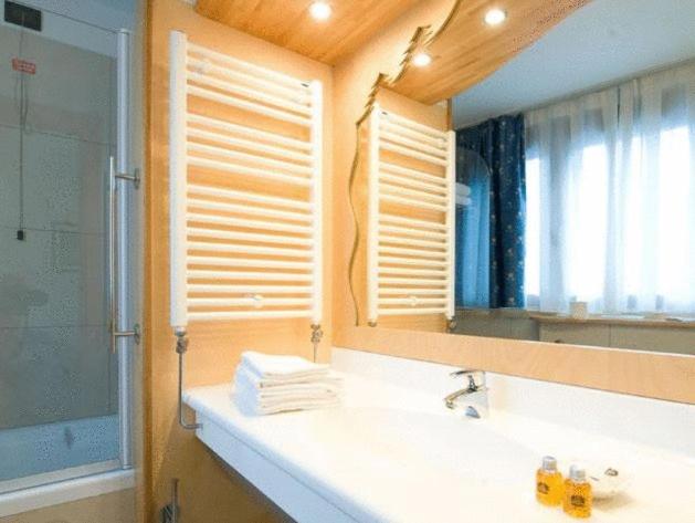 Double or Twin Room photo 3