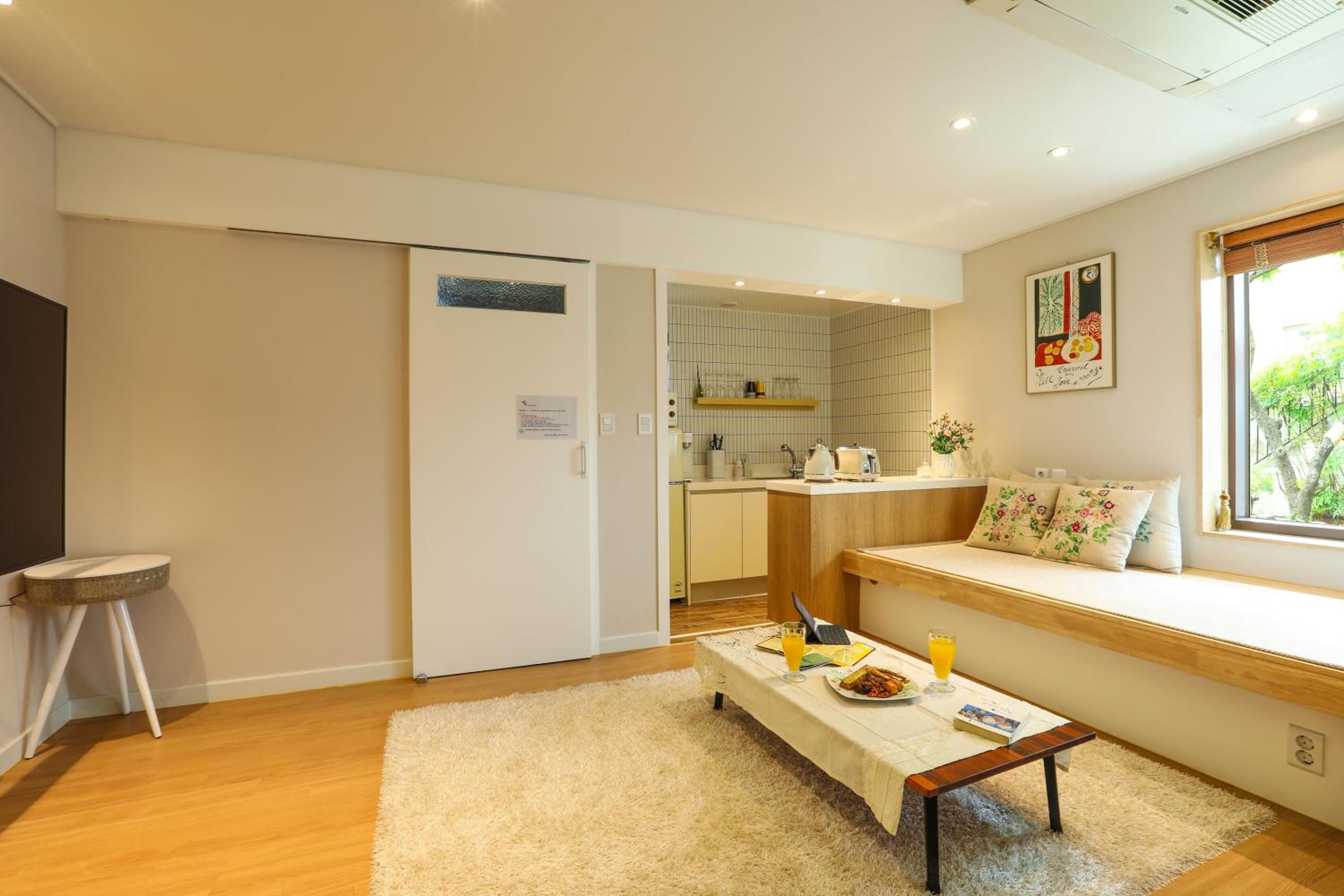 Deluxe Suite photo 2