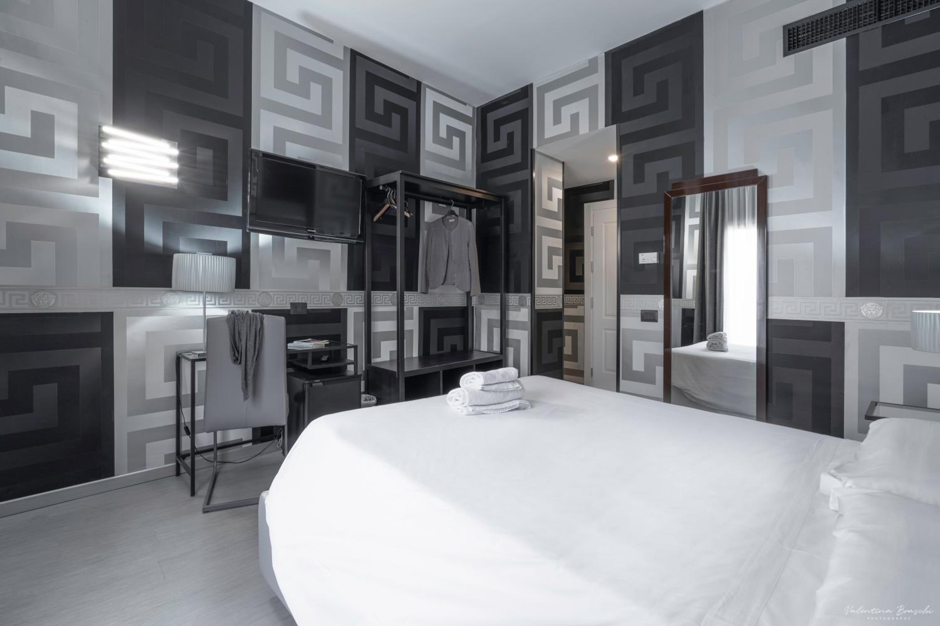 Single Room photo 2
