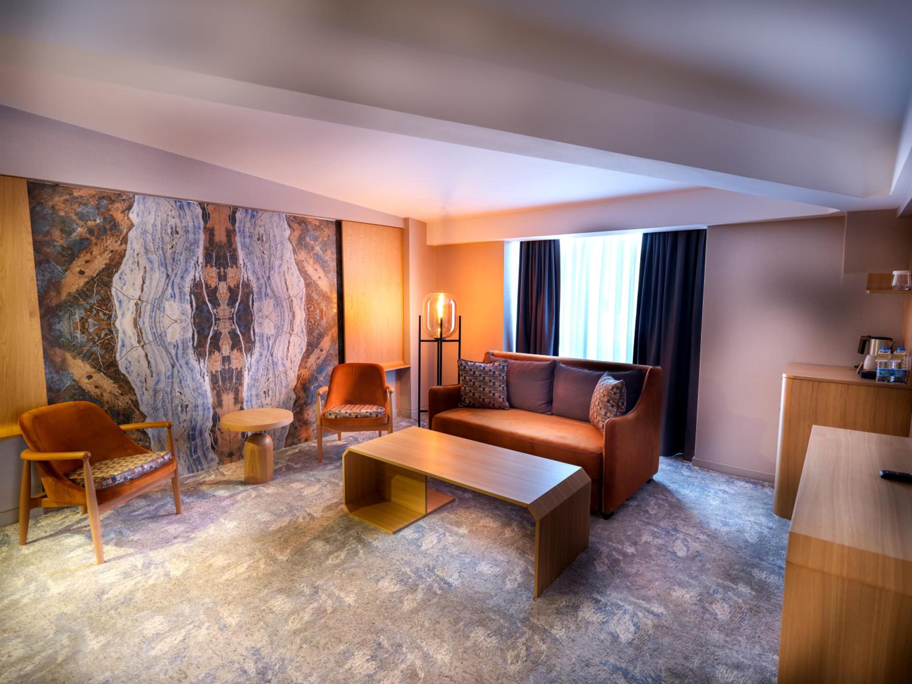 Queen Room - Photo 5