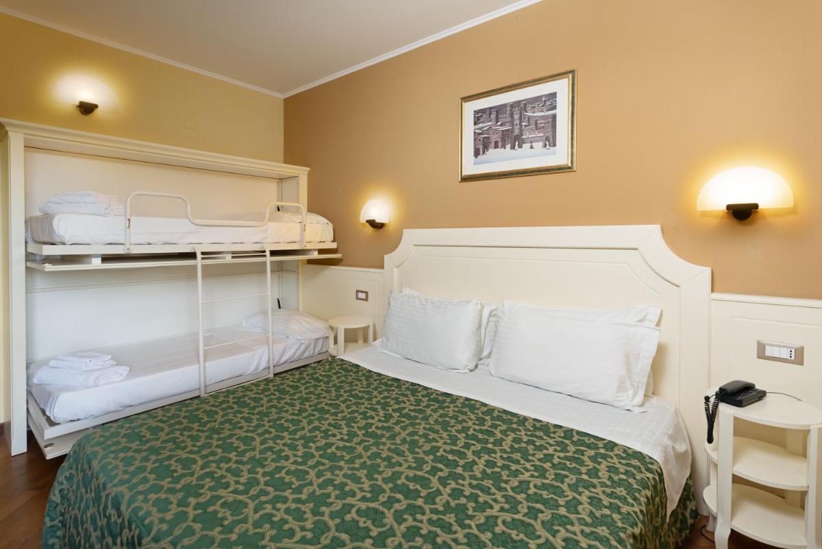 Deluxe Queen Room photo 1