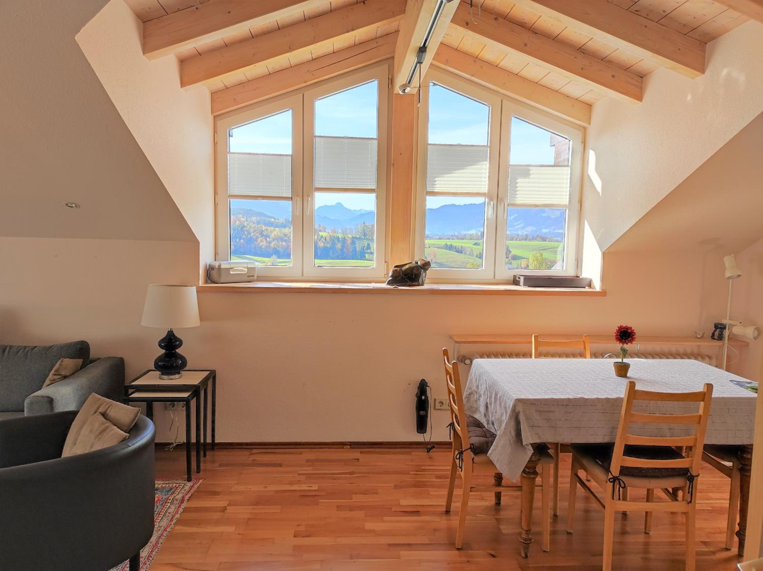 Apartment with Mountain View photo 1