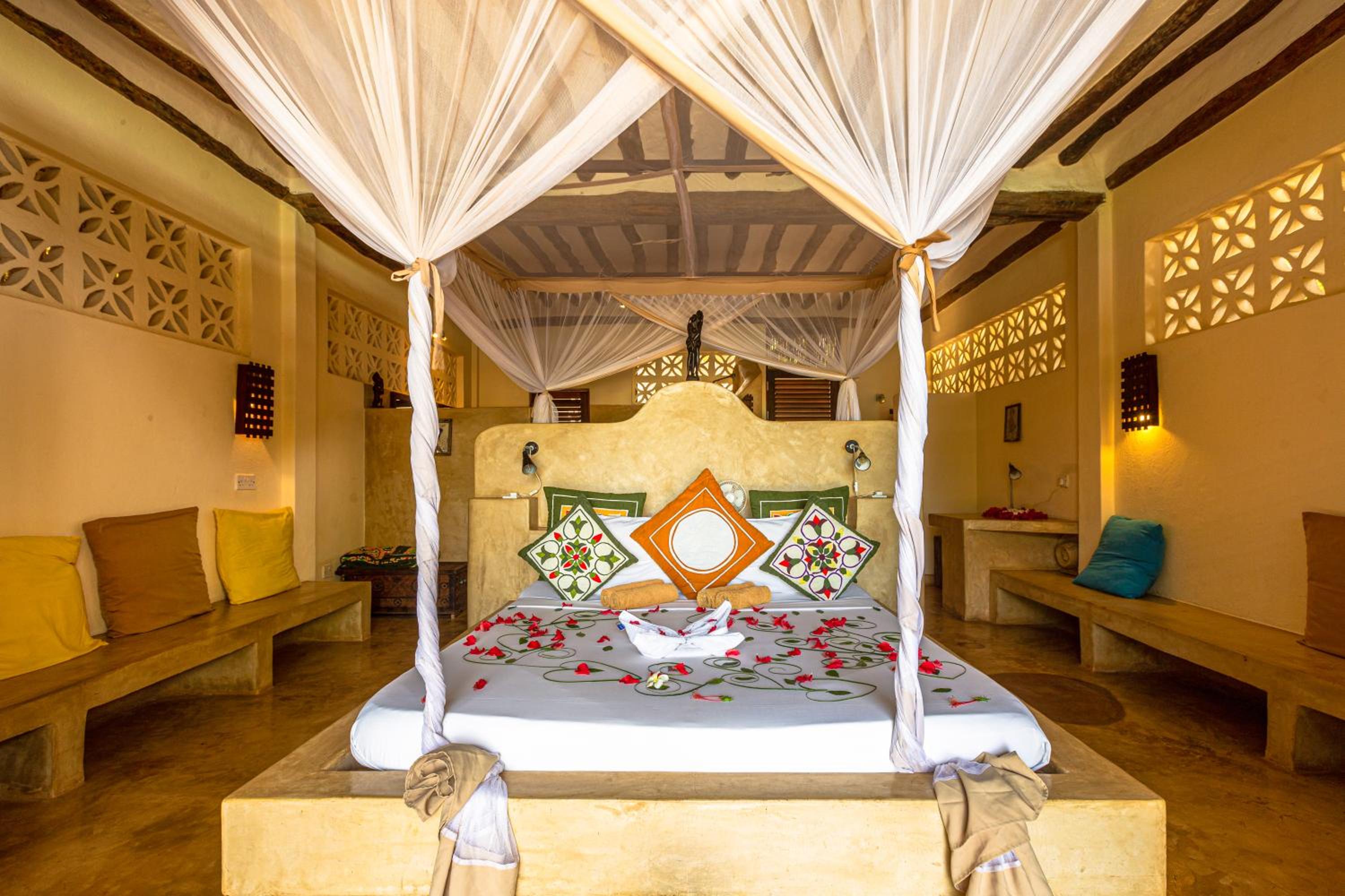 Honeymoon Suite With Plunge Pool Ocean Front