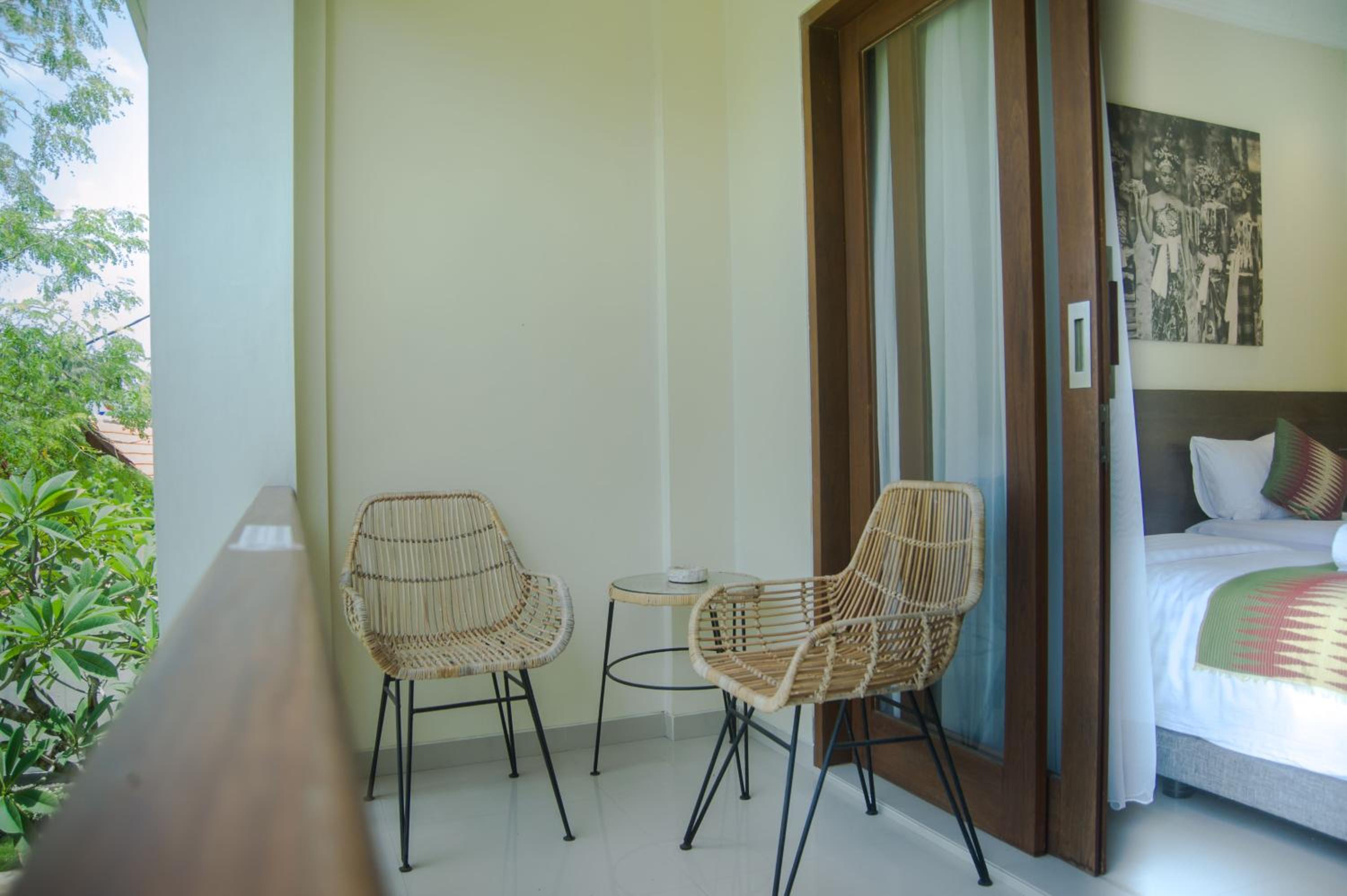 Deluxe Room with Private Terrace - Photo 22