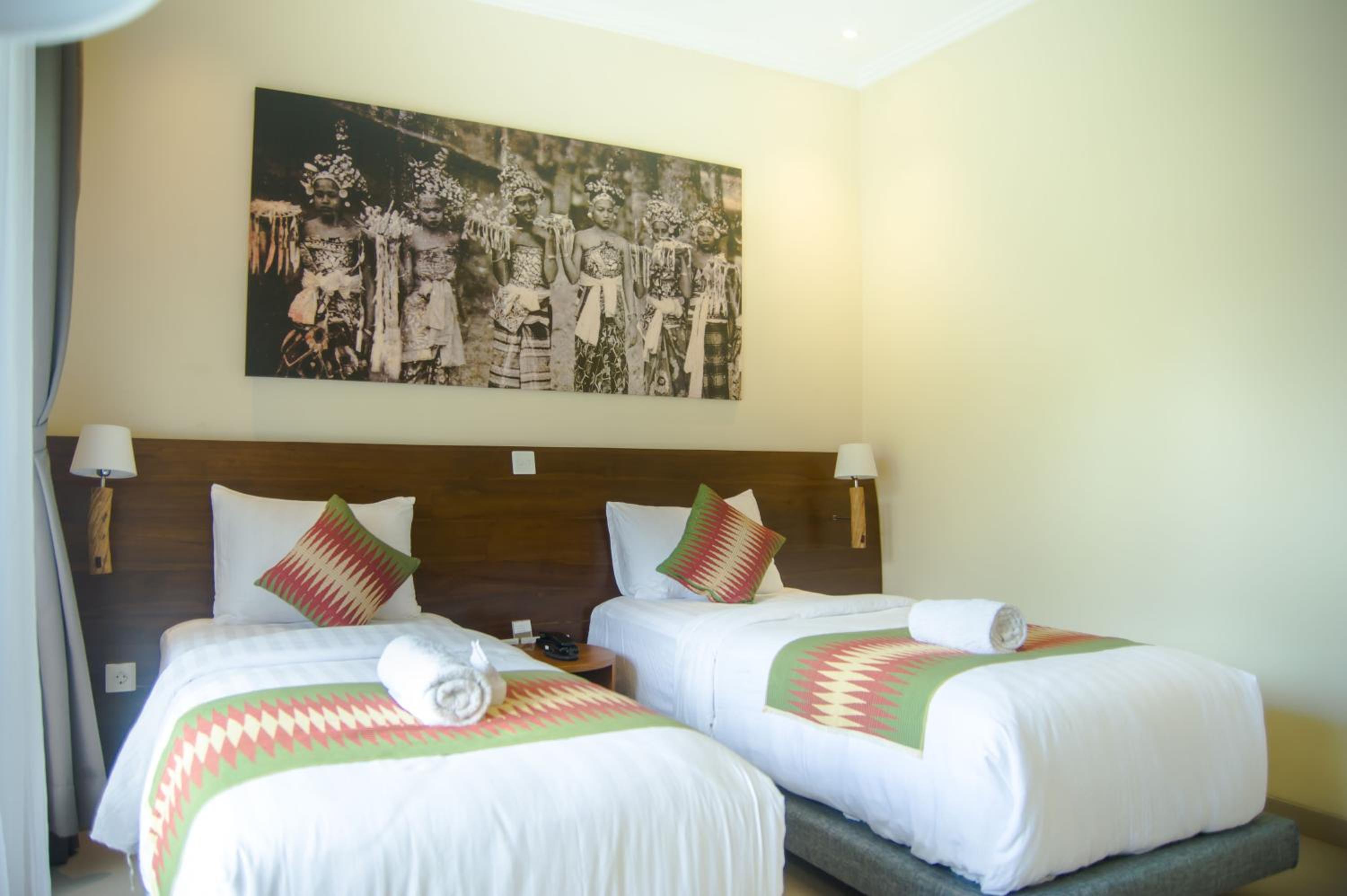 Deluxe Twin Room with Private Balcony - Photo 20
