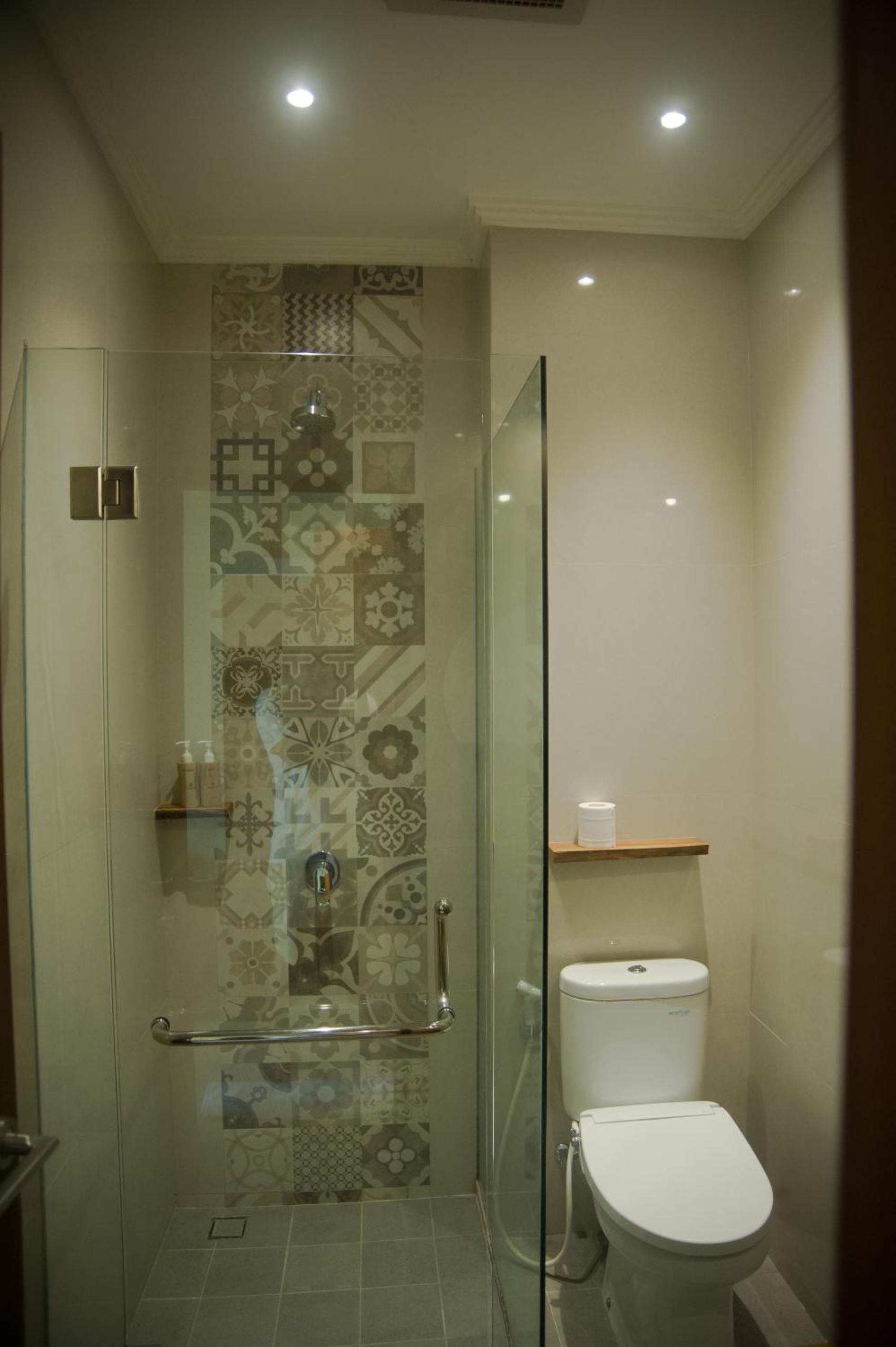 Deluxe Twin Room with Private Balcony - Photo 14