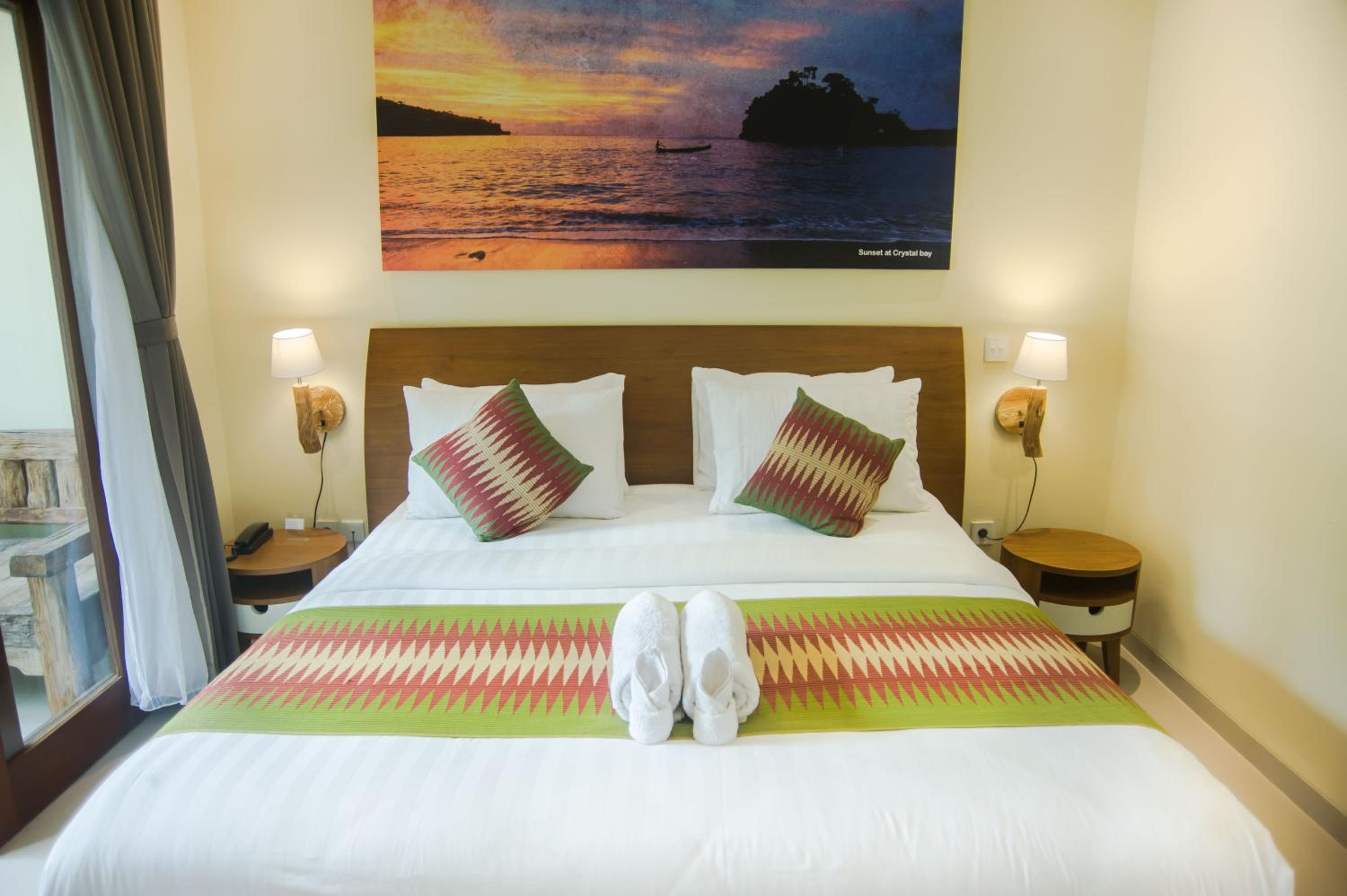 Deluxe Room with Private Balcony  - Photo 4