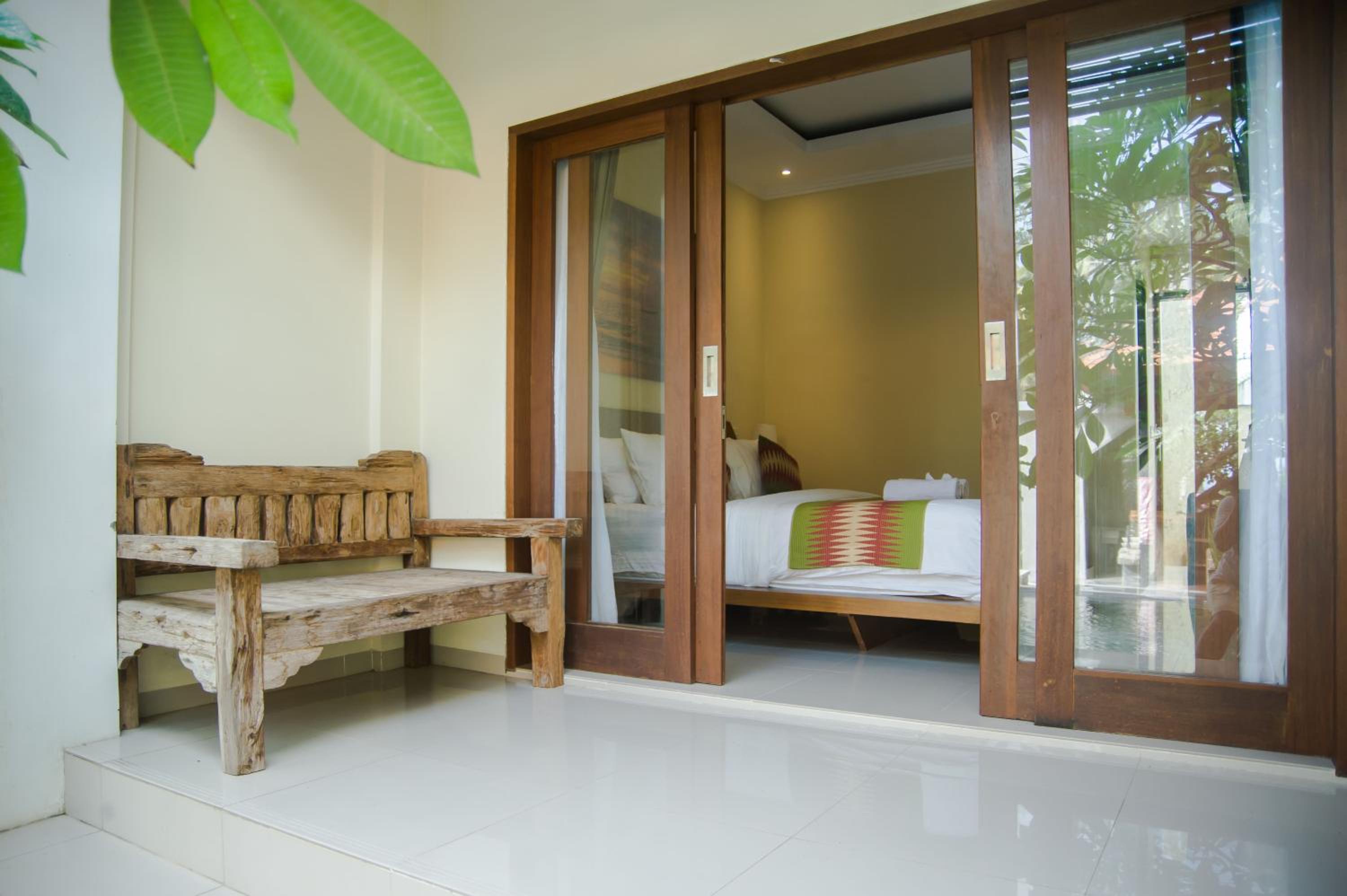 Deluxe Room with Private Terrace - Photo 5