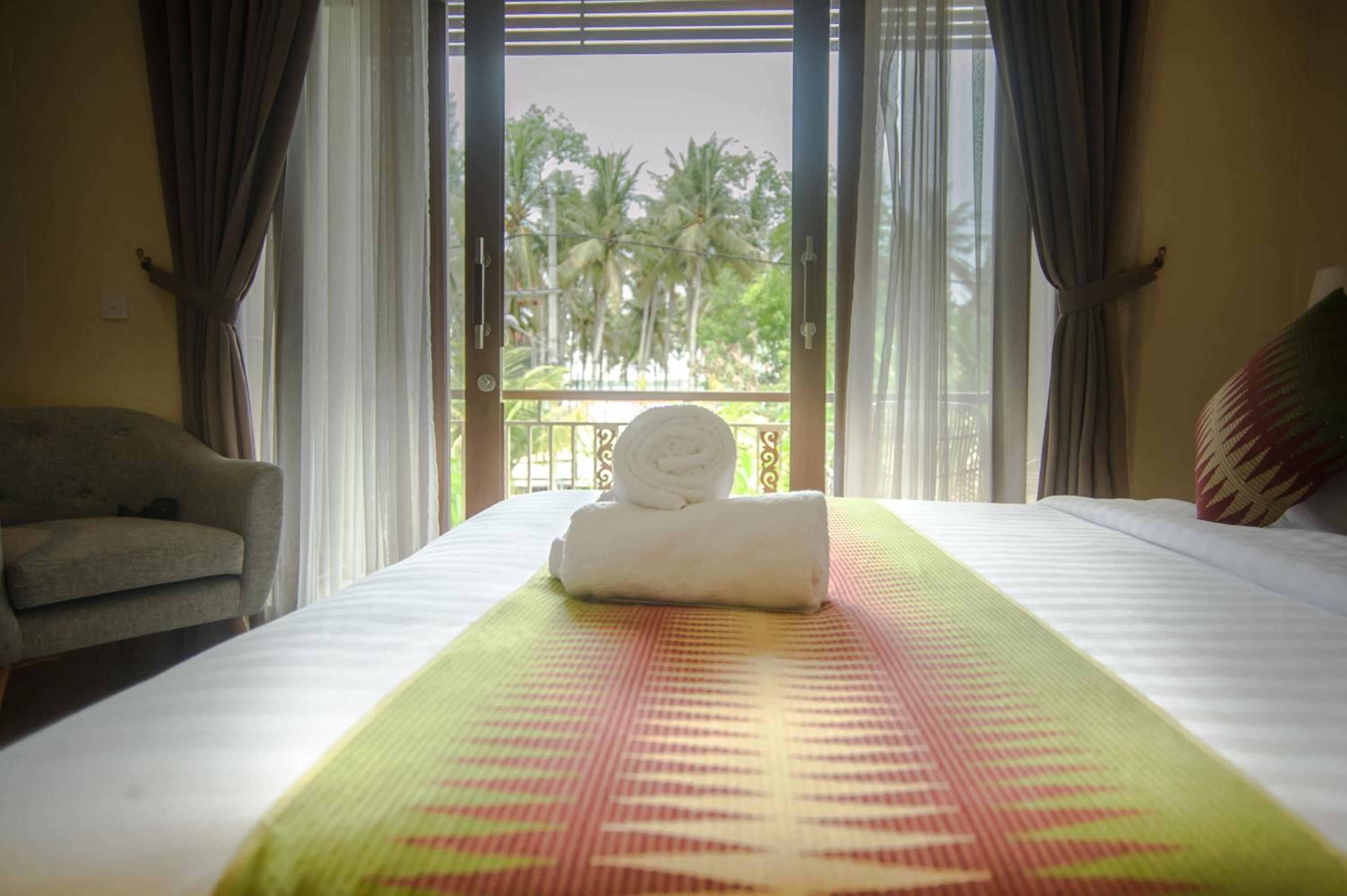 Deluxe Room with Private Balcony  - Photo 2