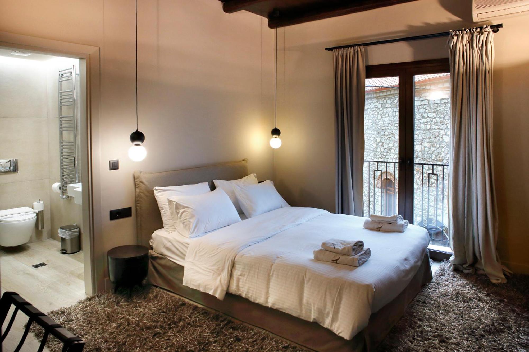 Double or Twin Room photo 2