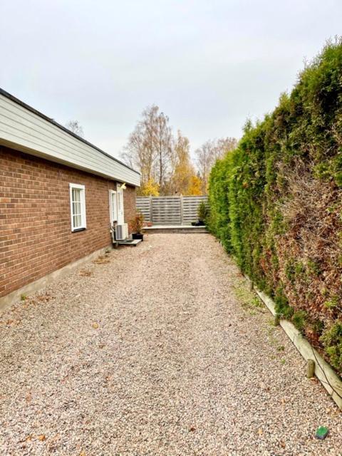 Two-Bedroom House - Photo 3