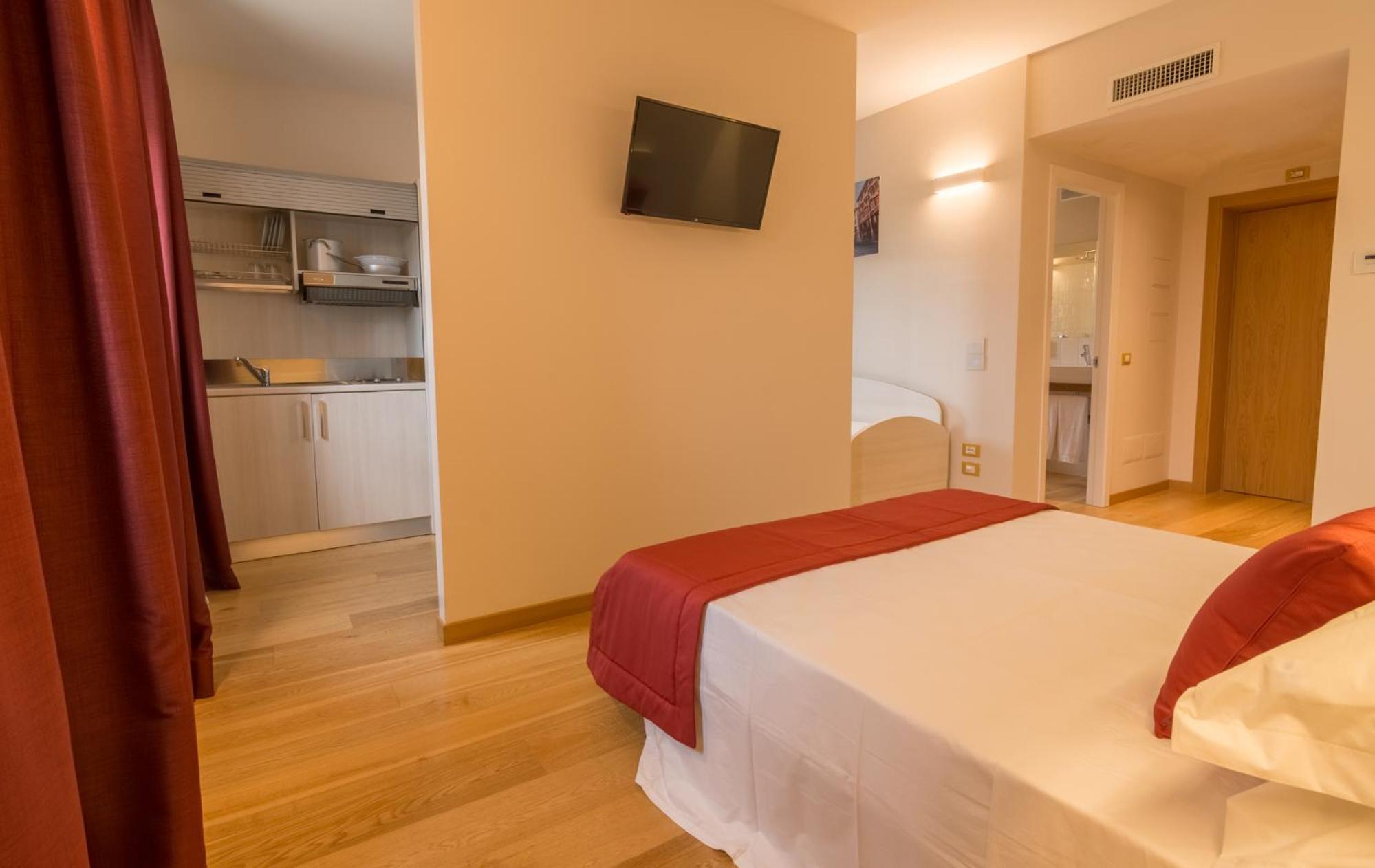 Quadruple Room photo 2