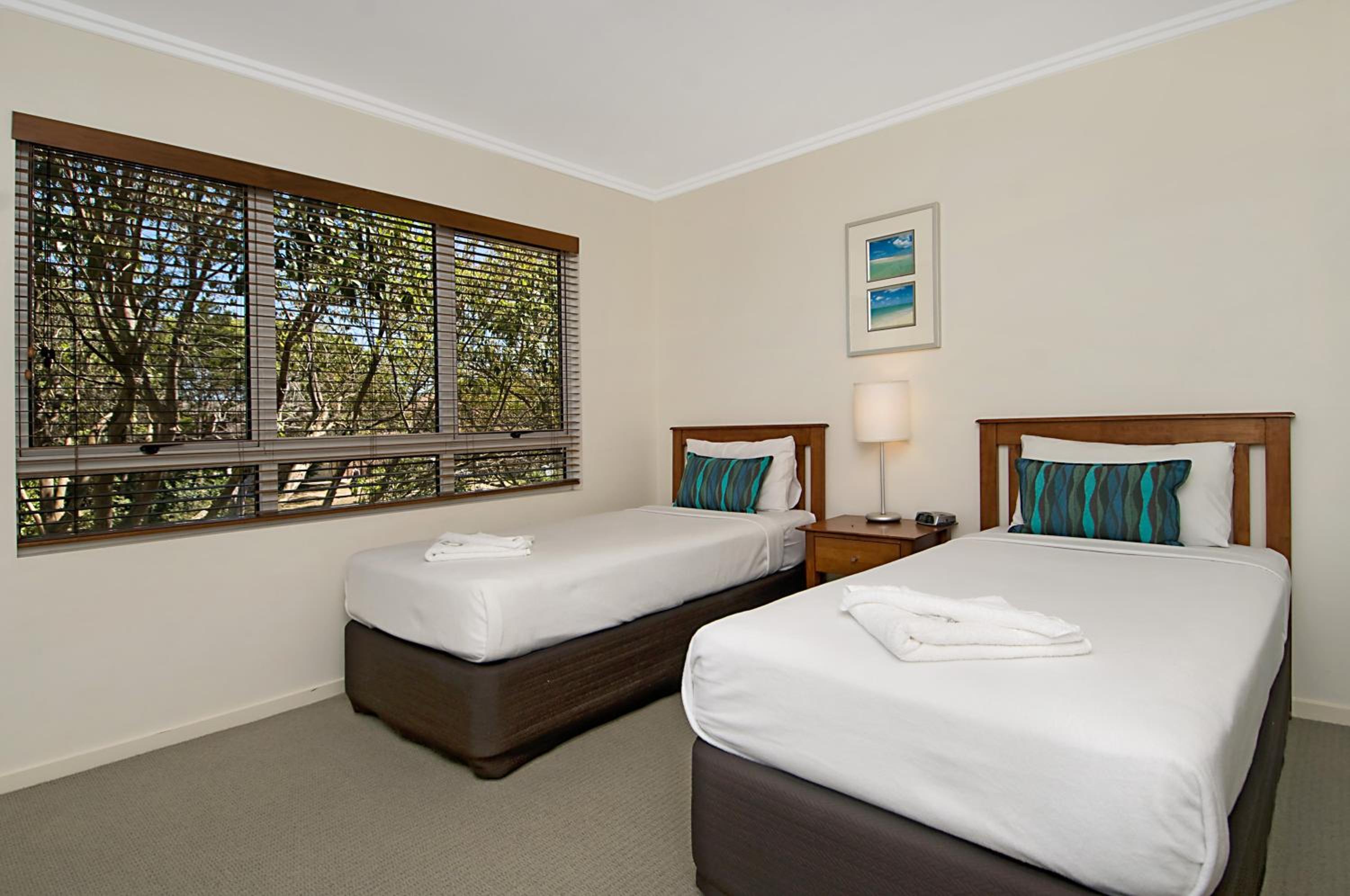 Deluxe Two-Bedroom Apartment with Private Rooftop Spa  photo 1