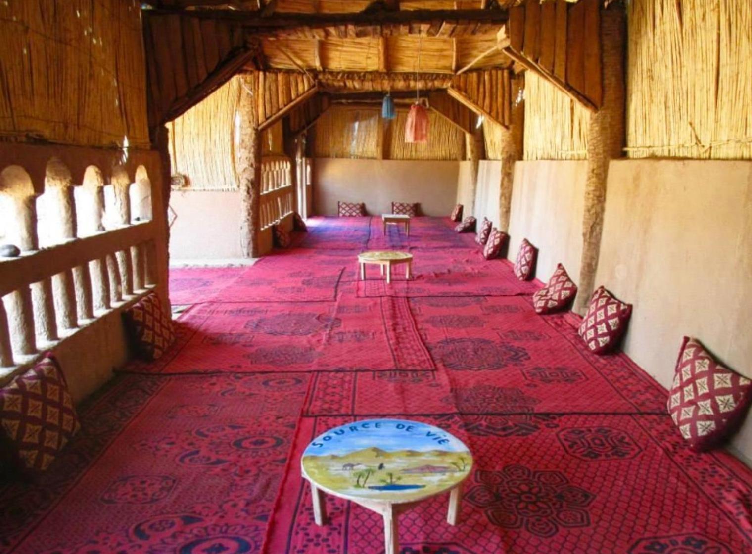 Family Room - Photo 2