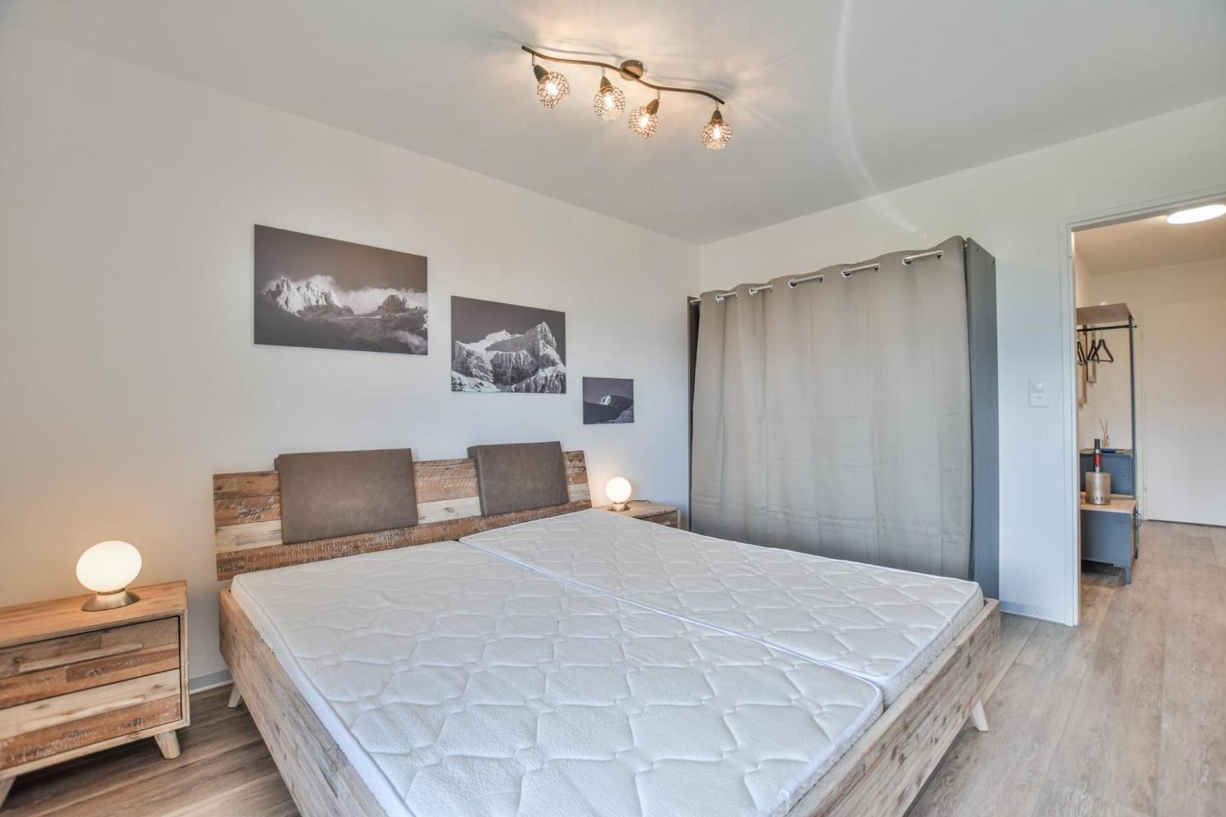 Apartment photo 2