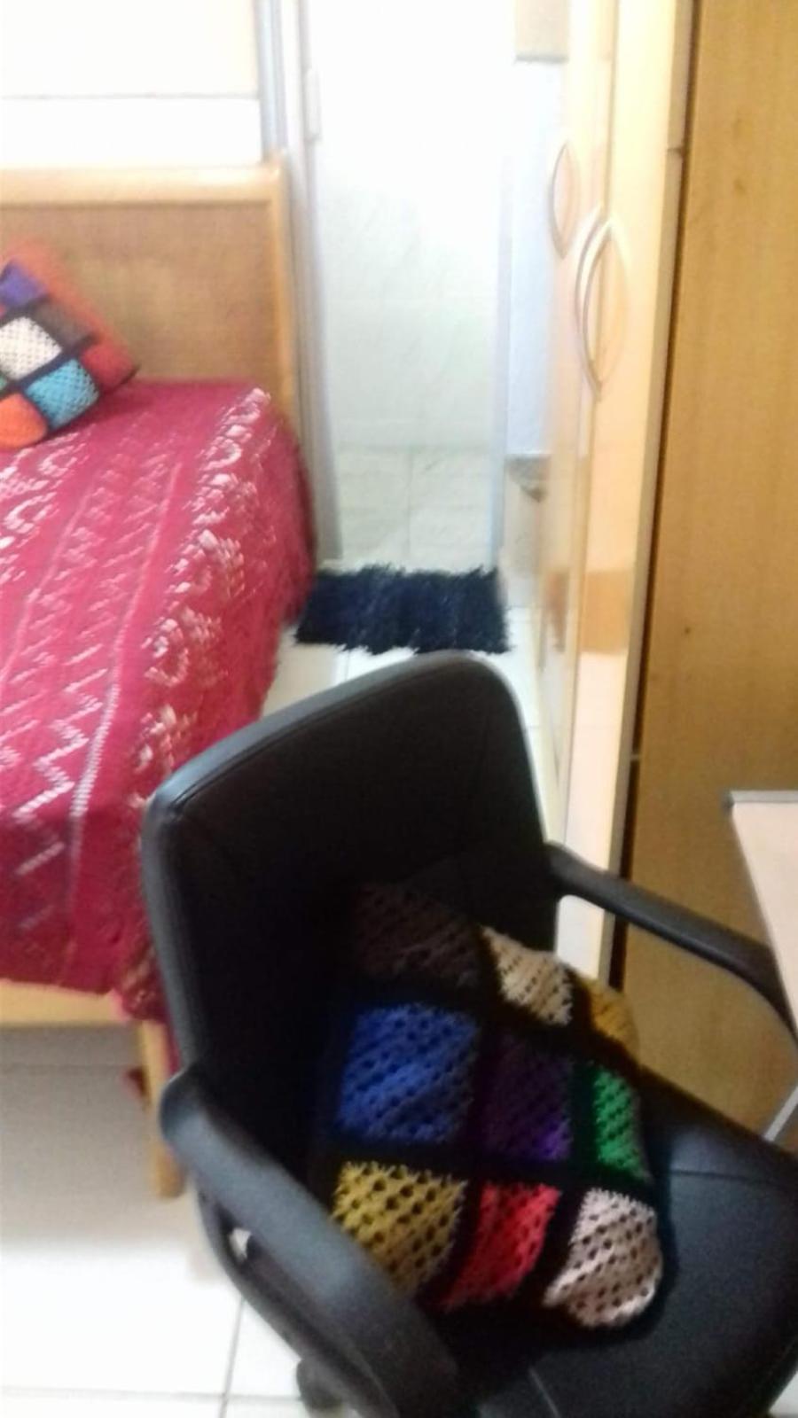 Double Room - Photo 15