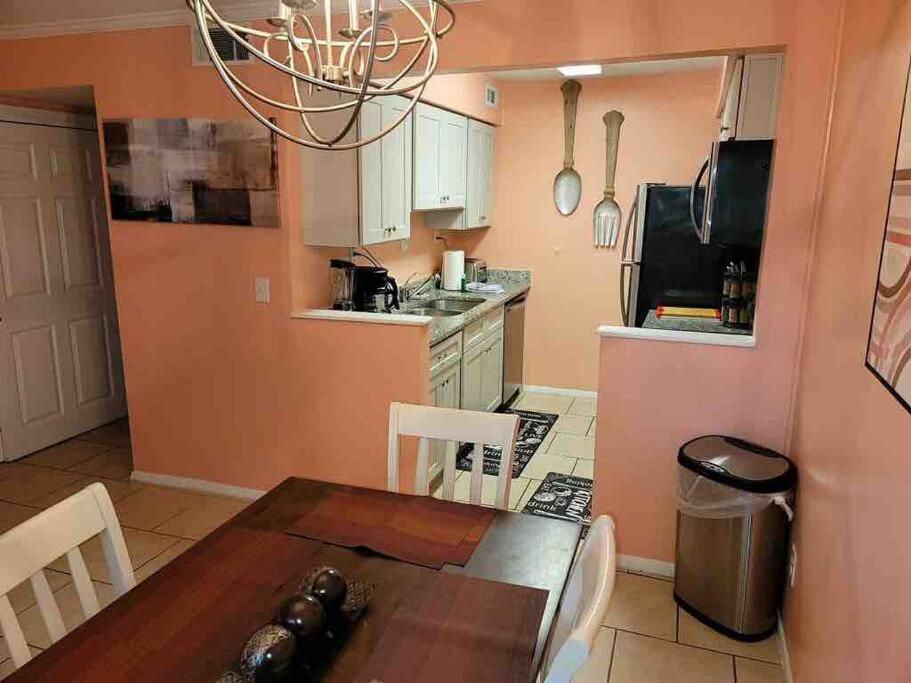 Two-Bedroom Apartment - Photo 8