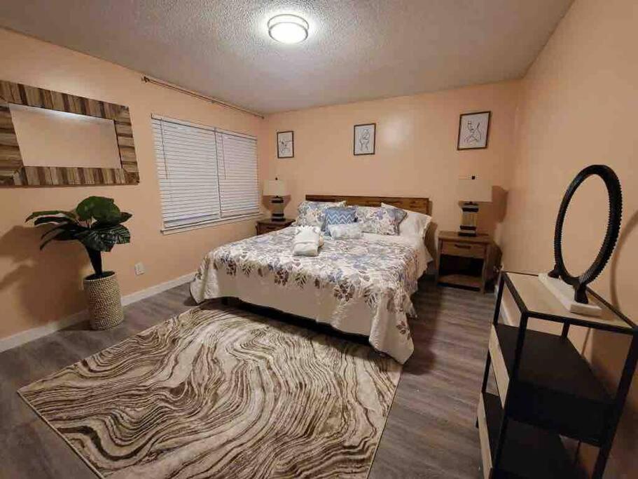 Two-Bedroom Apartment - Photo 10