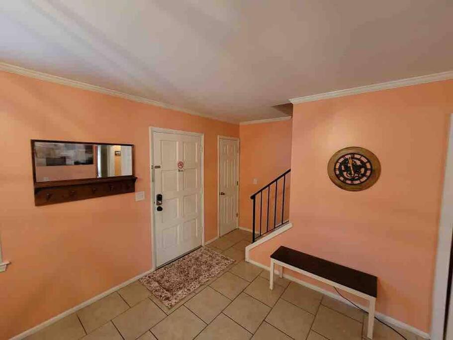 Two-Bedroom Apartment - Photo 27