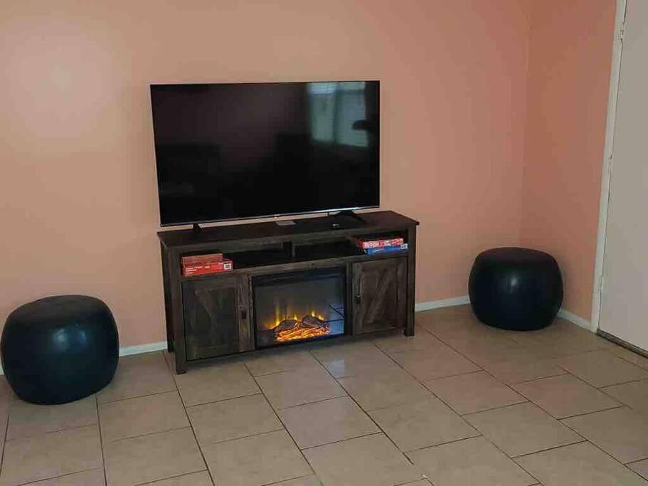 Two-Bedroom Apartment - Photo 34