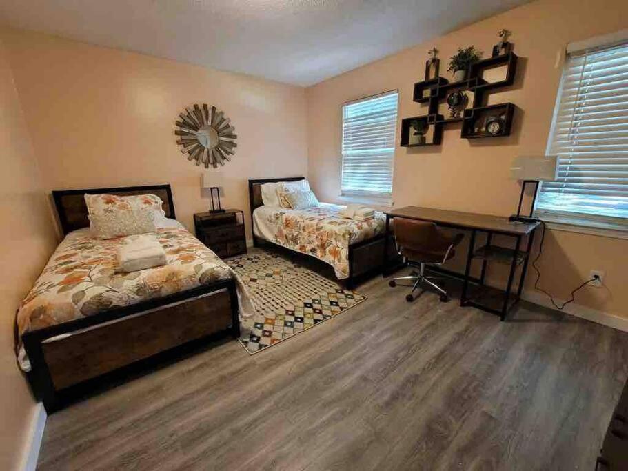 Two-Bedroom Apartment - Photo 52