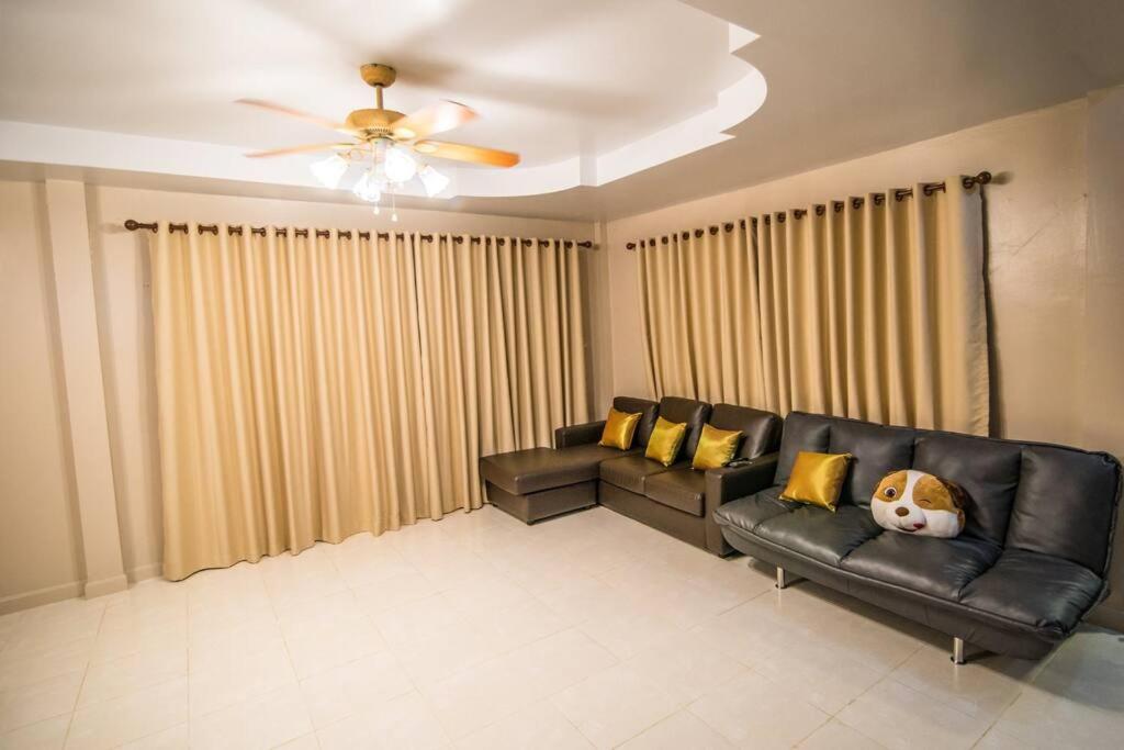 Villa - Photo 5