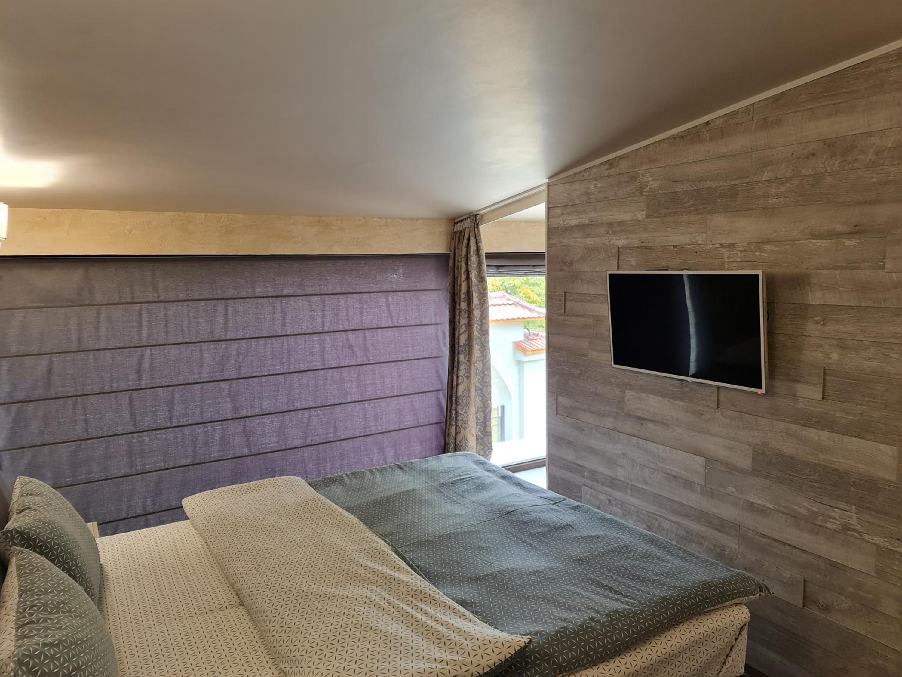 Superior Apartment - Photo 17