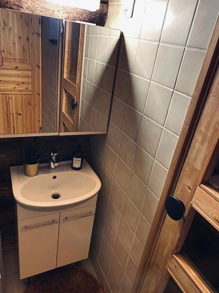 Two-Bedroom Apartment - Photo 7