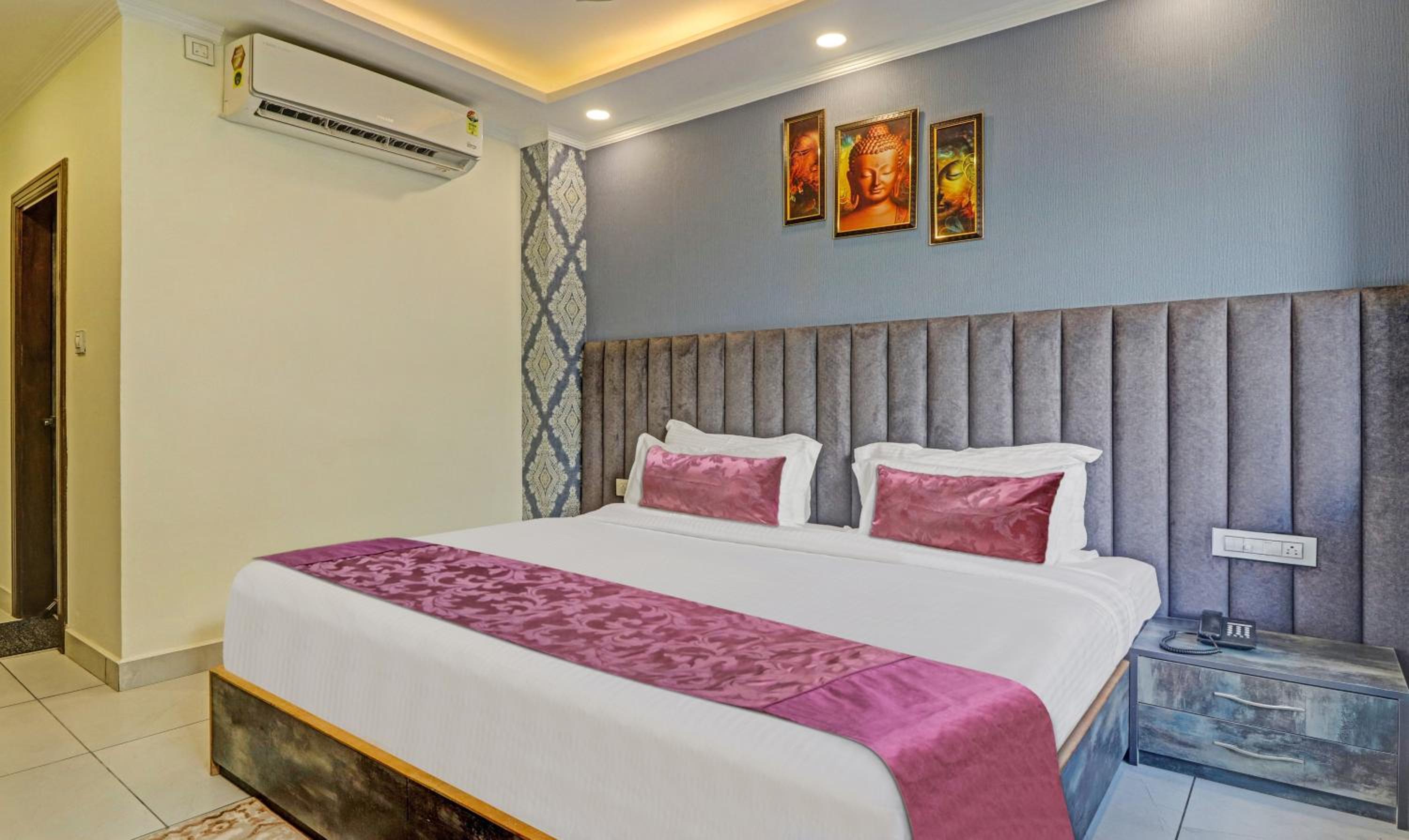 Standard Double Room - Photo 6