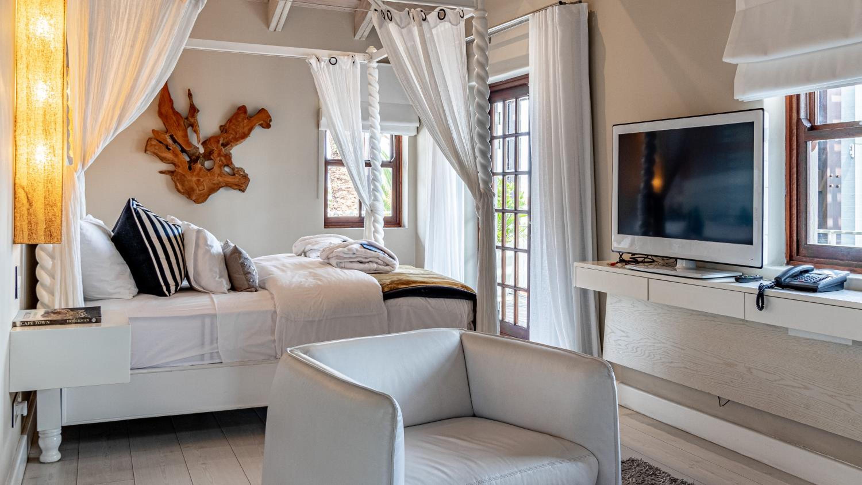 Penthouse Suite with Sea View