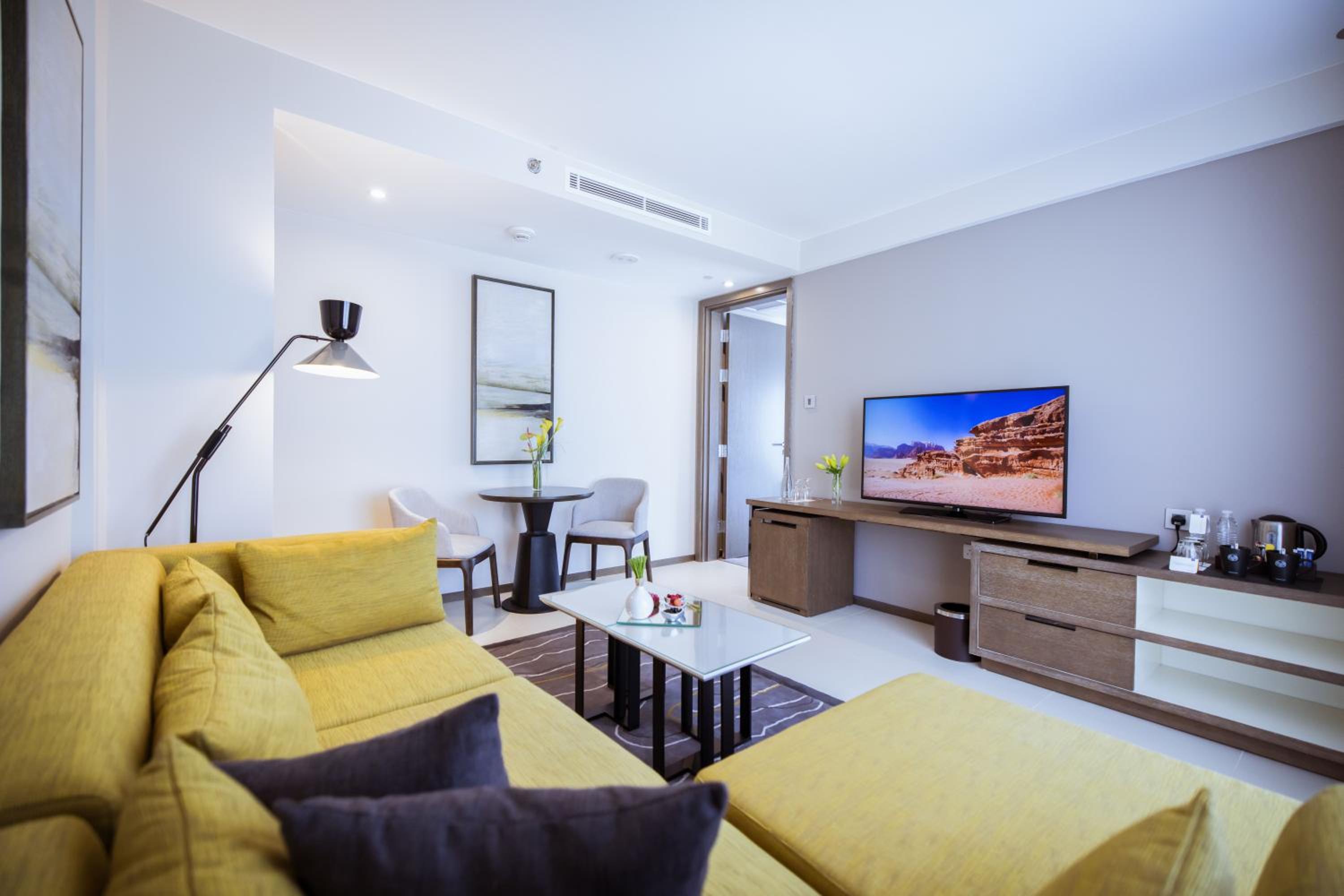 Family Suite ( One bedroom Suite + Centro Twin bedroom ) - Photo 3