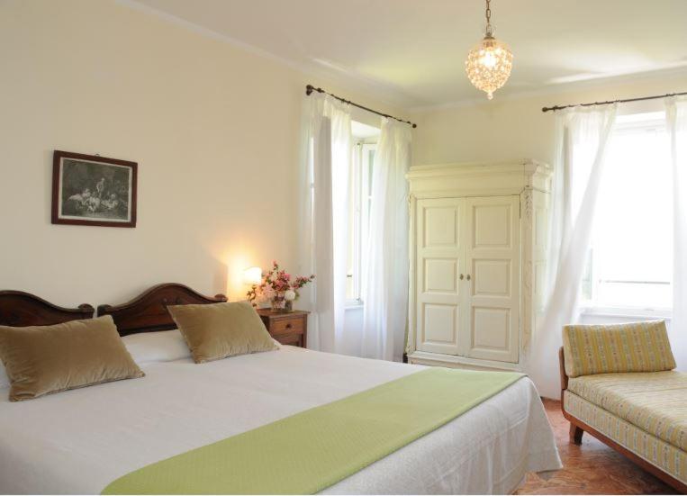 King Room with Lake View