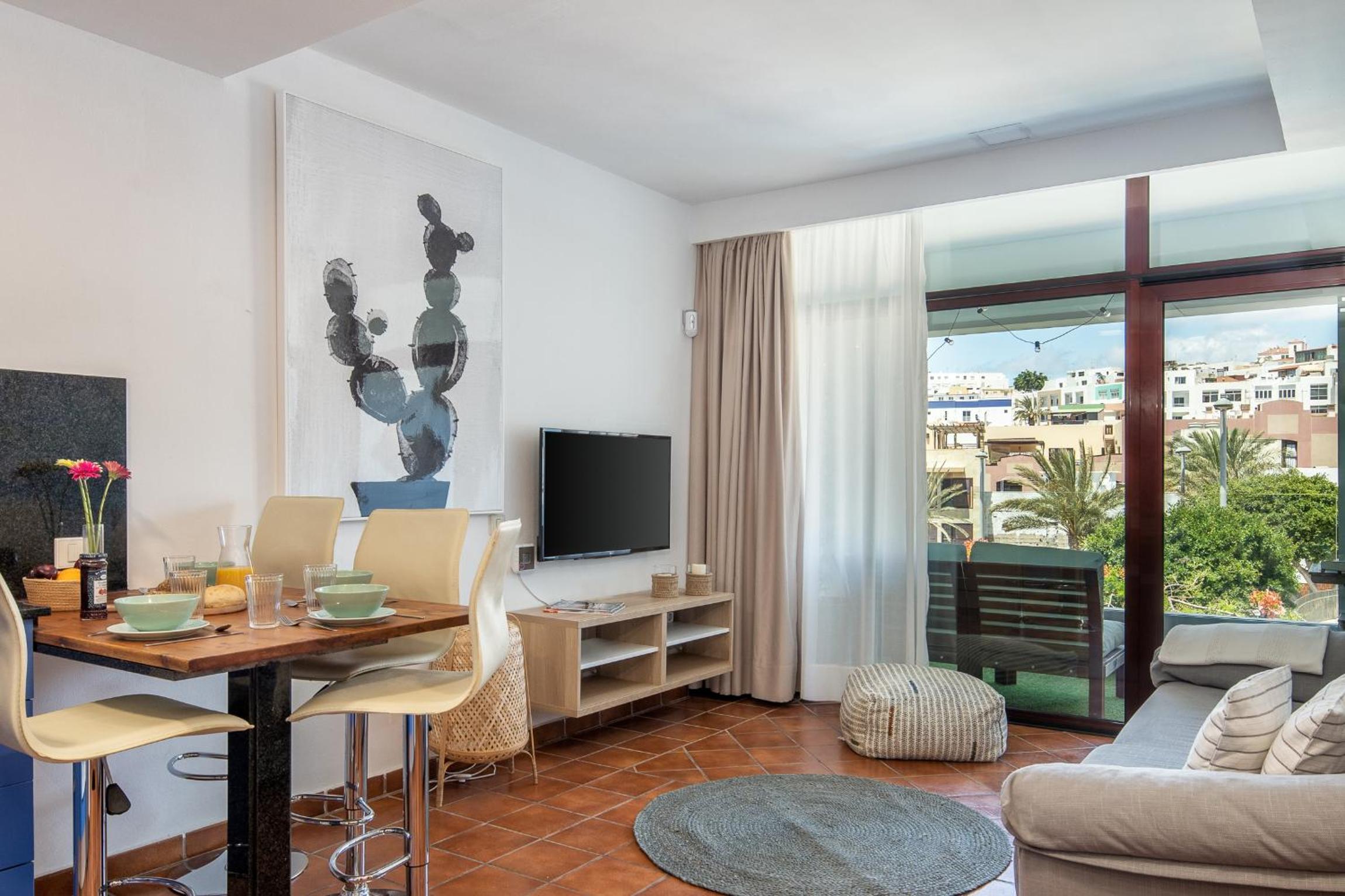 Apartamento de dos habitaciones con balcón