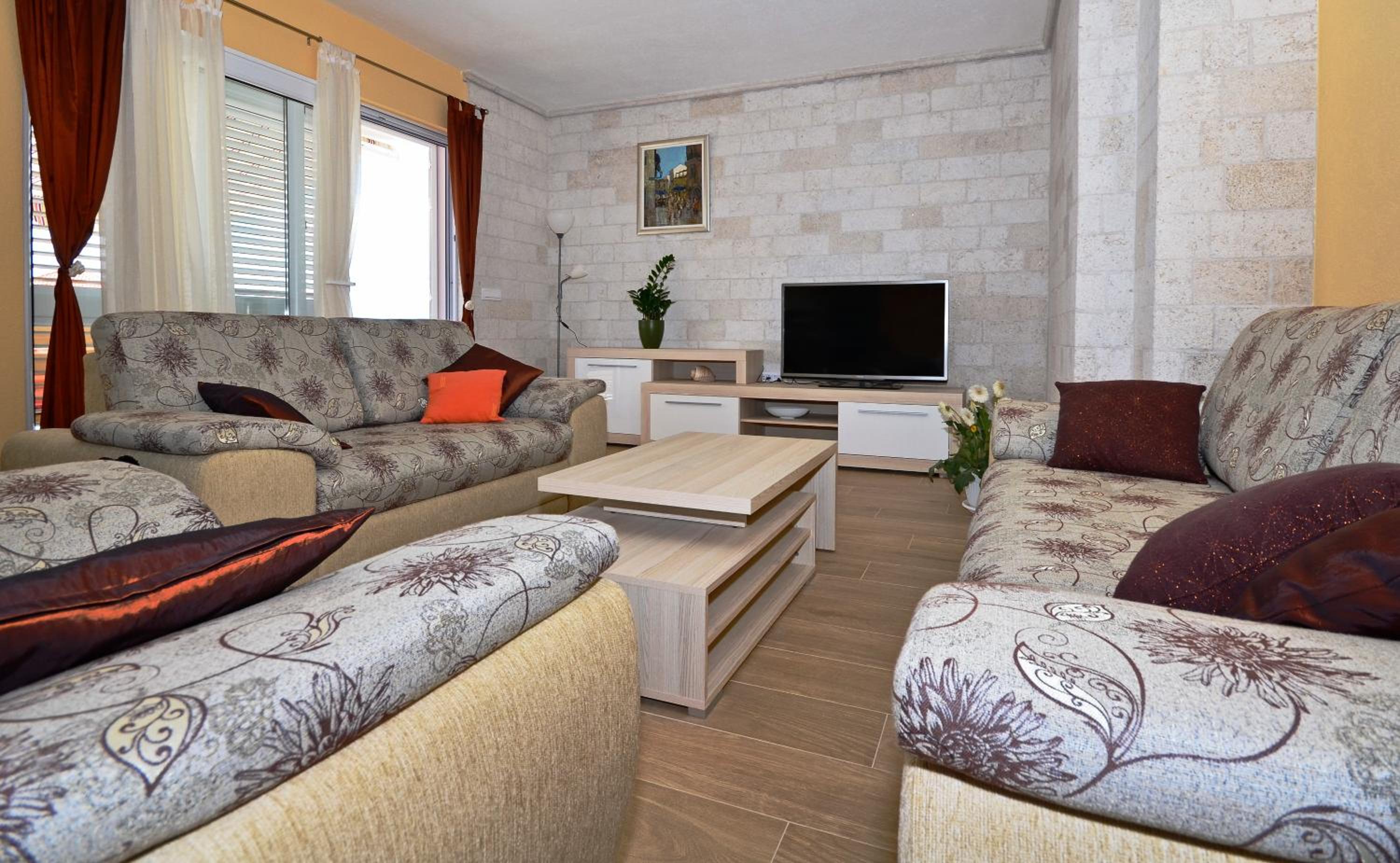 Villa com Piscina Privada