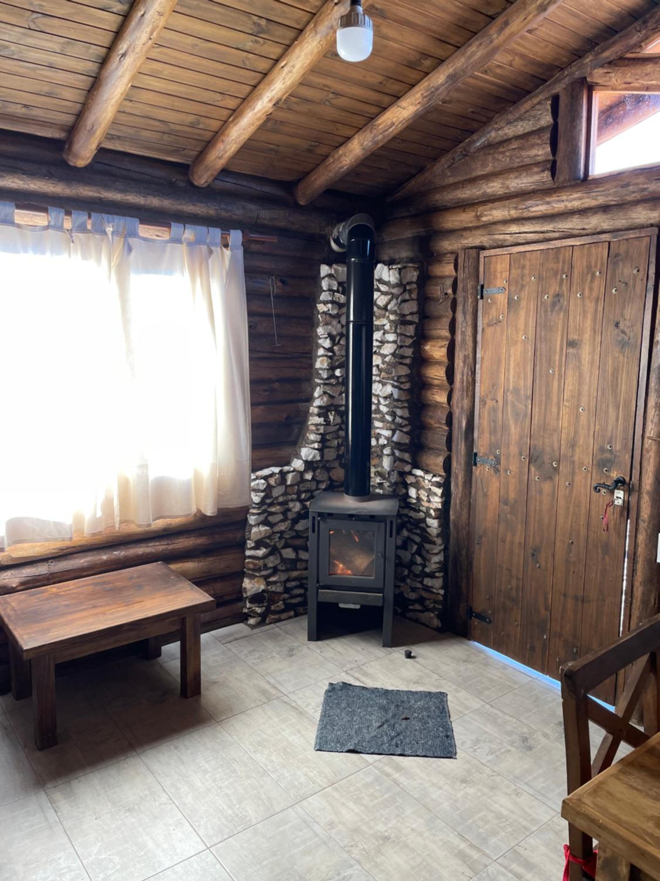 两卧室小屋
