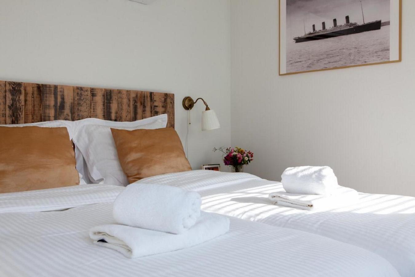Double Room with Harbor View photo 1