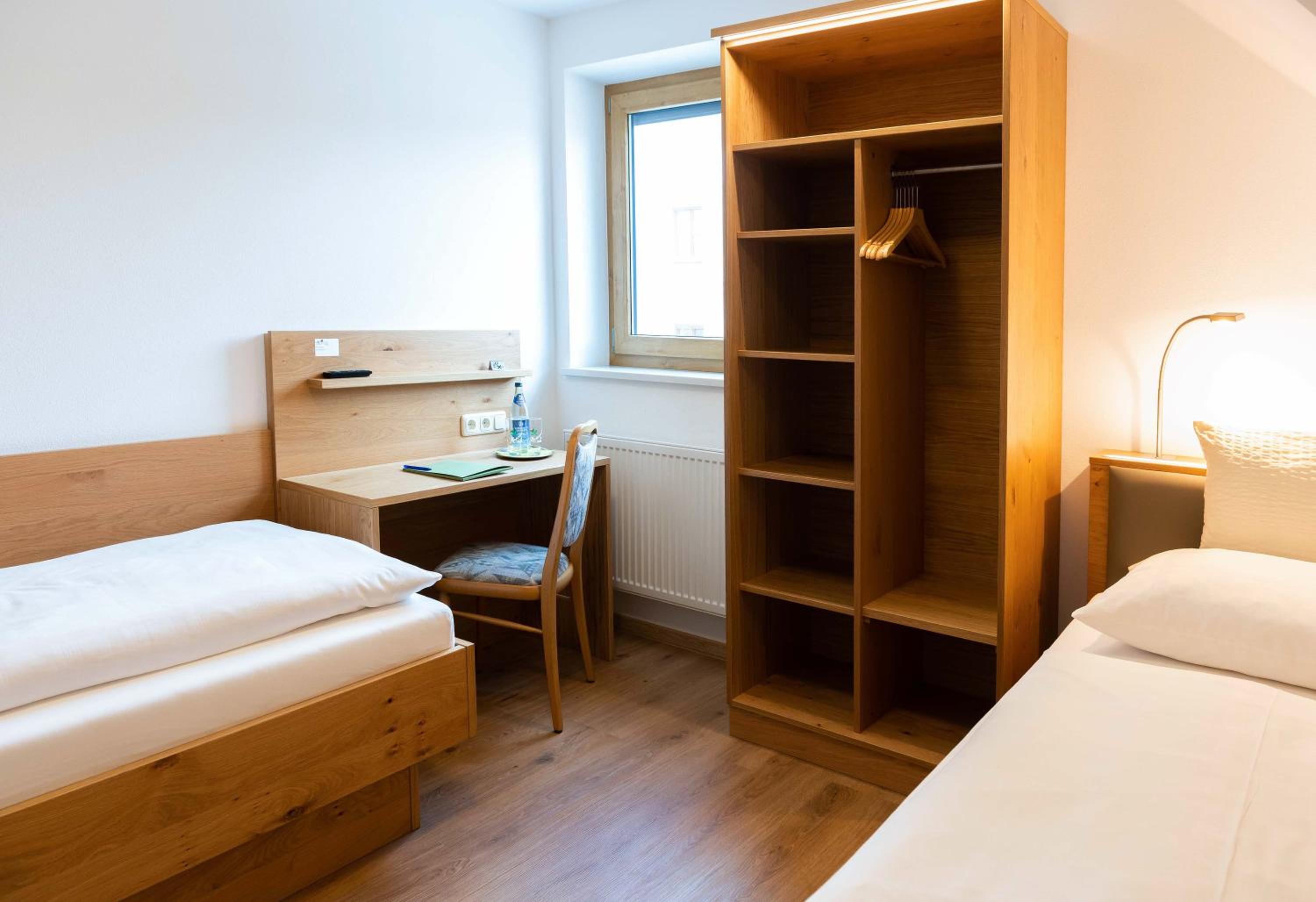 Twin Room with Private Bathroom