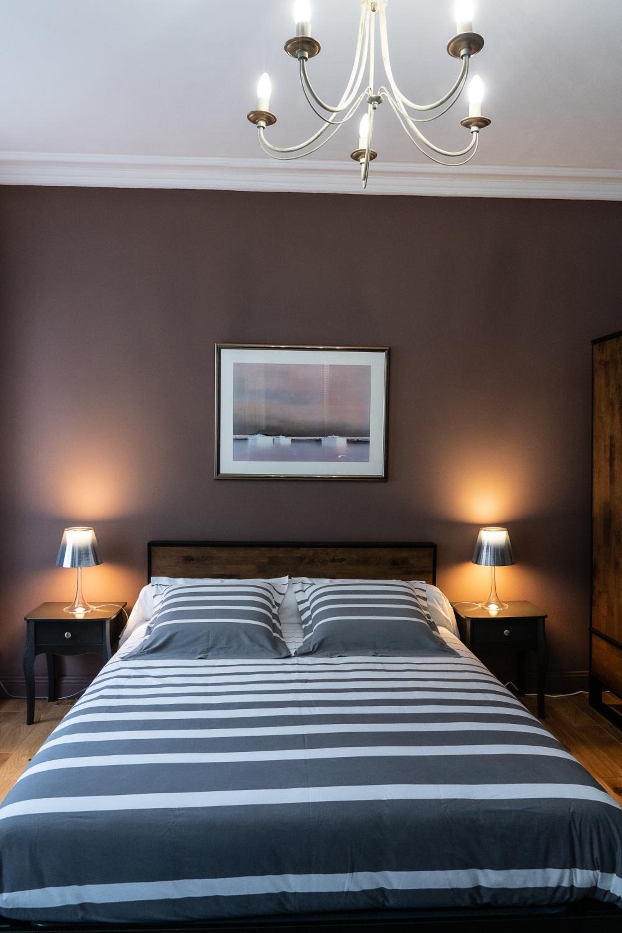 Double Room with Private Bathroom - Photo 4
