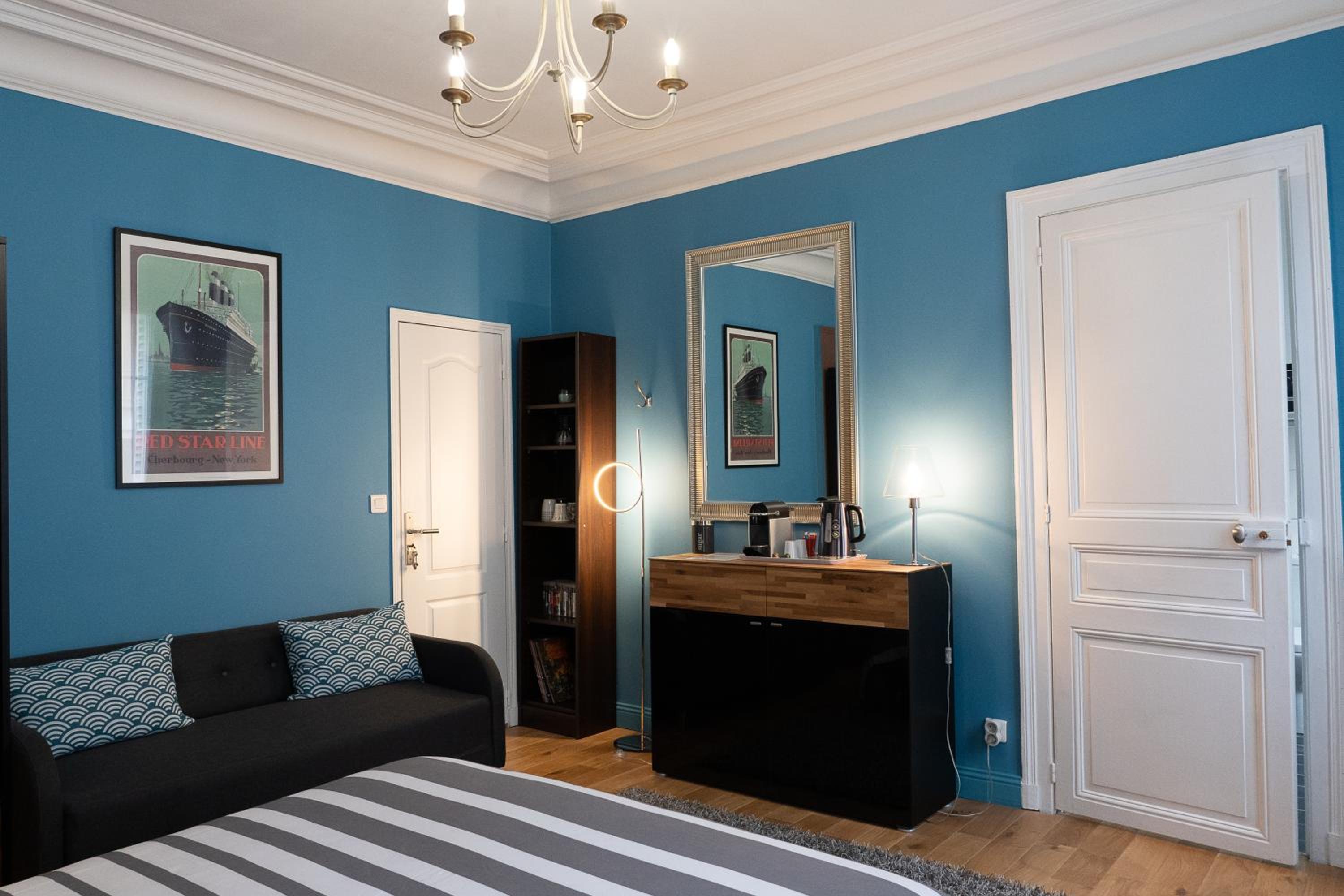 Double Room with Private Bathroom - Photo 5