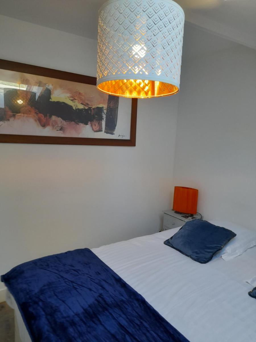 Apartment photo 2
