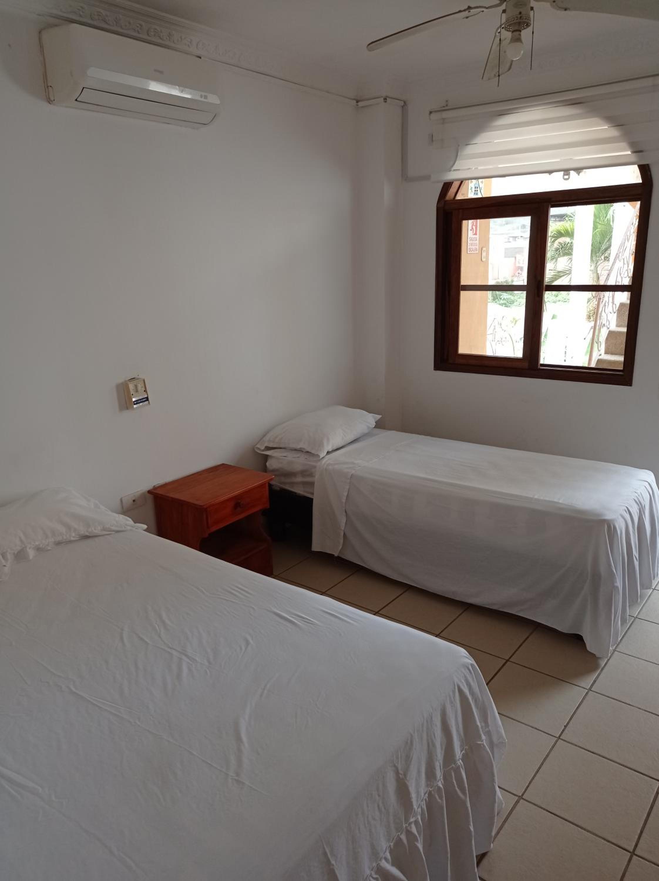 Double or Twin Room photo 3
